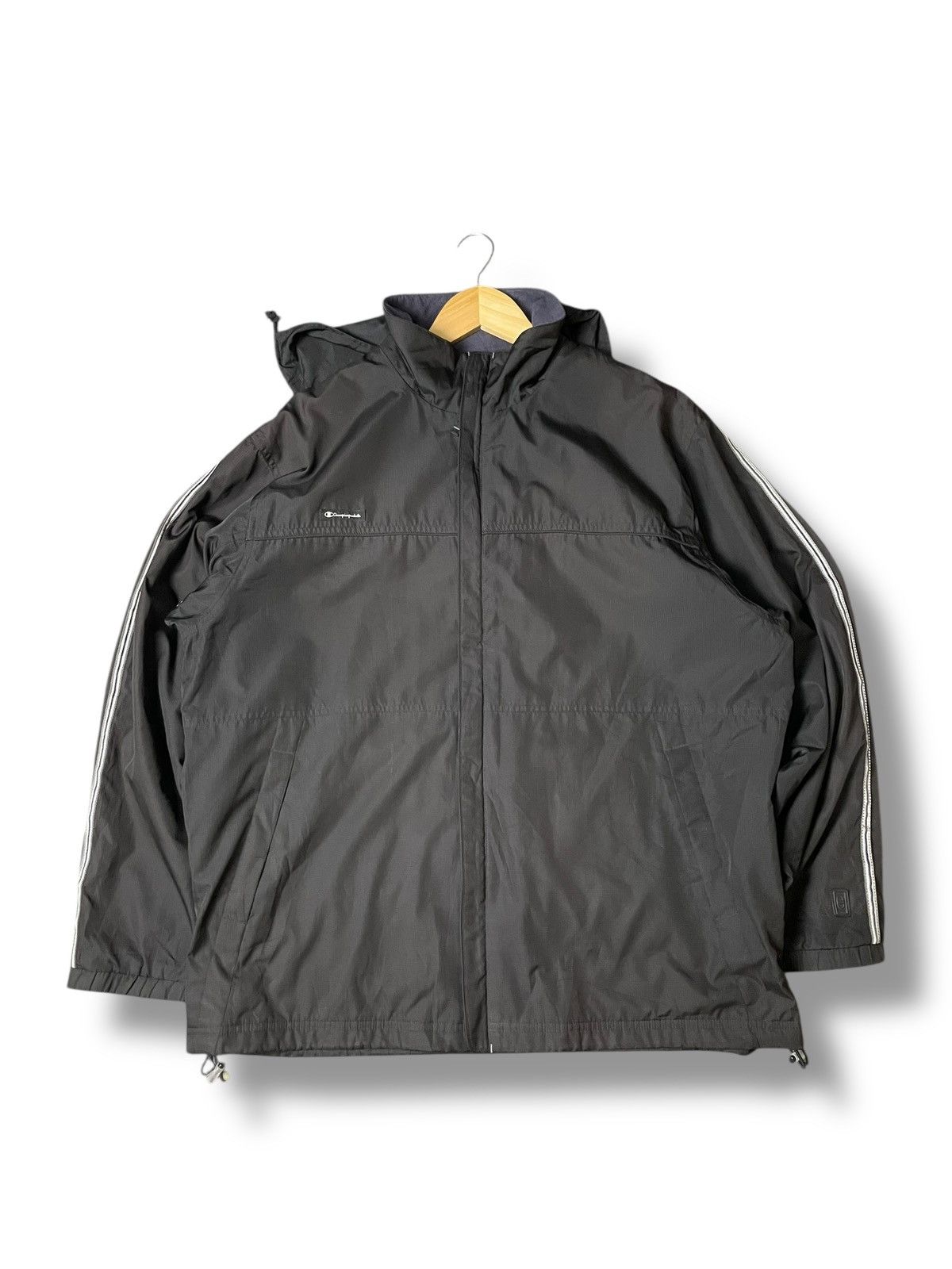 Authentic Champion Light Hooded Windbreaker (114)