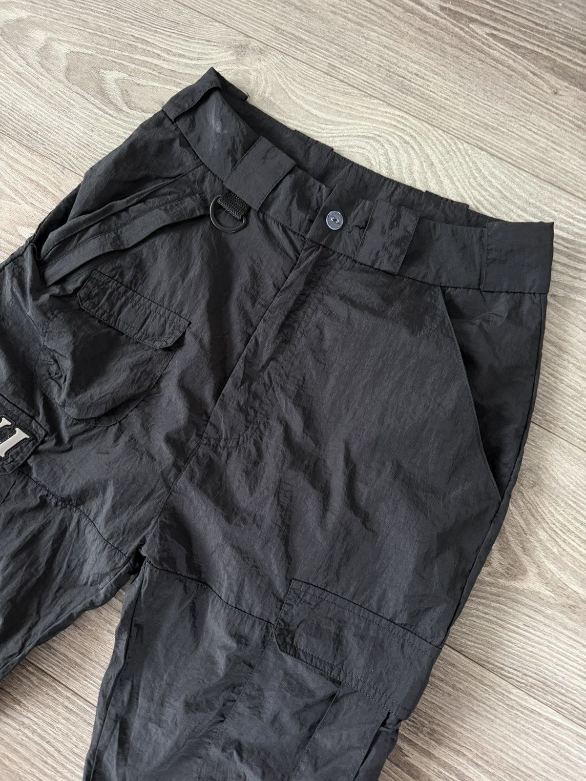 Karl Kani Karl Kani Embroidered Logo Nylon Rap Black Unisex Joggers Size US 30 / EU 46 - 16 Thumbnail
