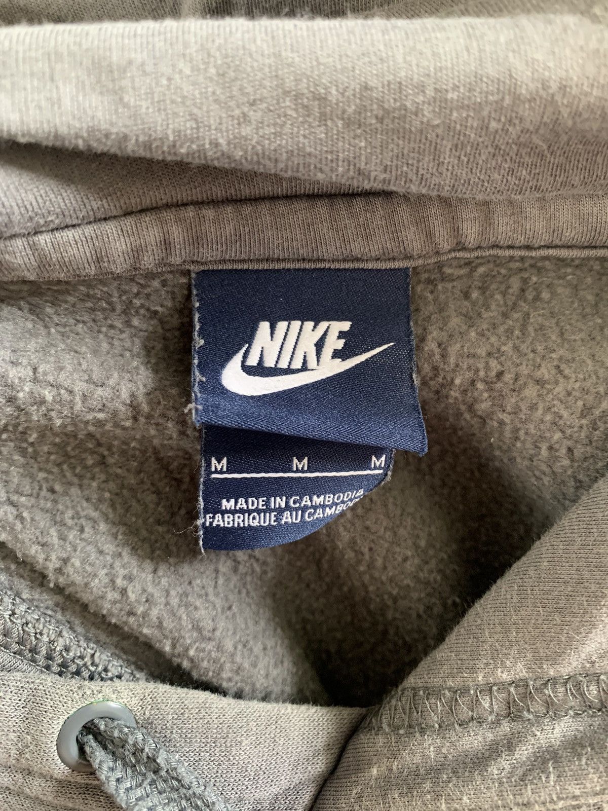 Nike Vintage Nike Big Logo Hoodie Size US M / EU 48-50 / 2 - 7 Thumbnail