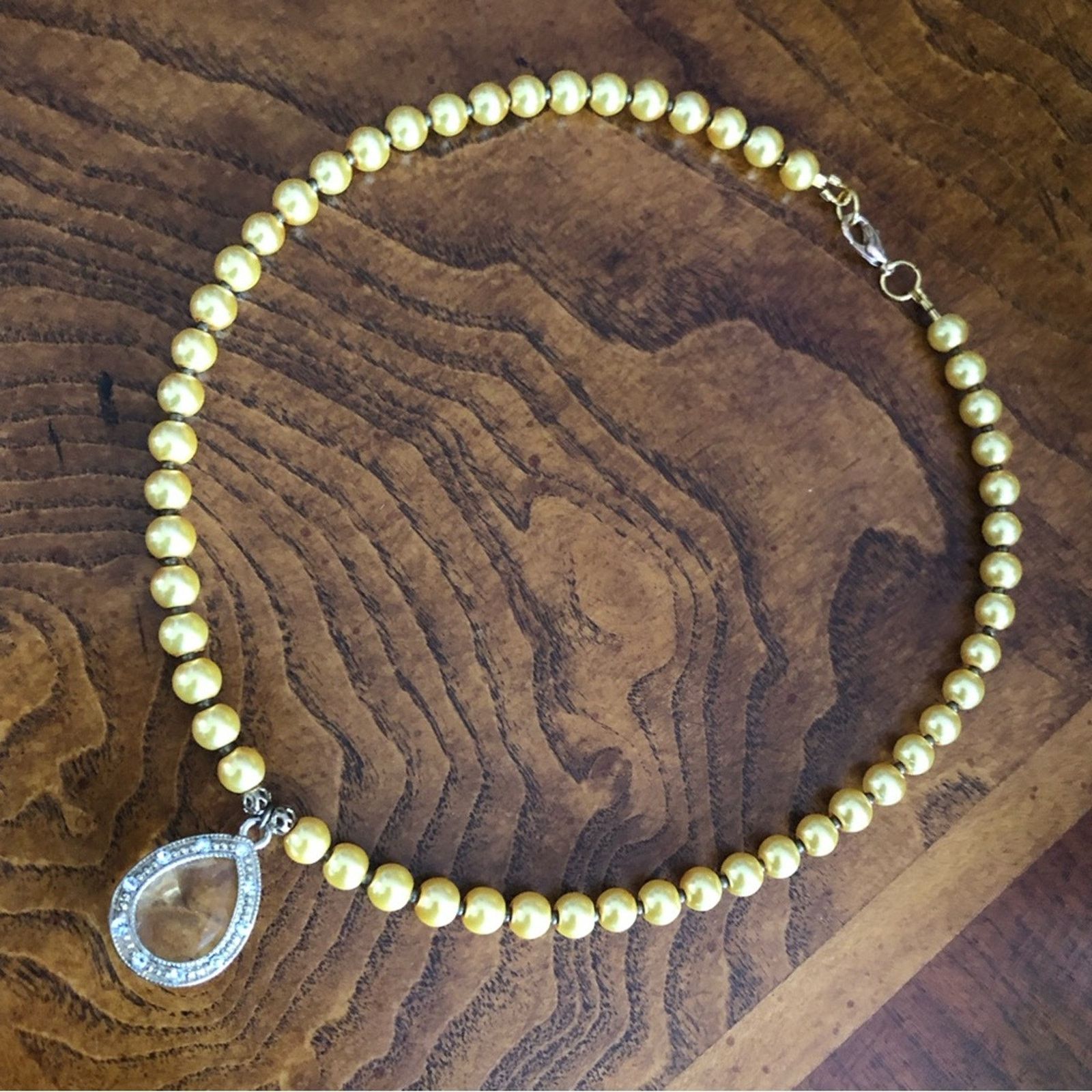Handmade Handcrafted repurpose mellow yellow teardrop Pearl necklace Size ONE SIZE - 11 Thumbnail