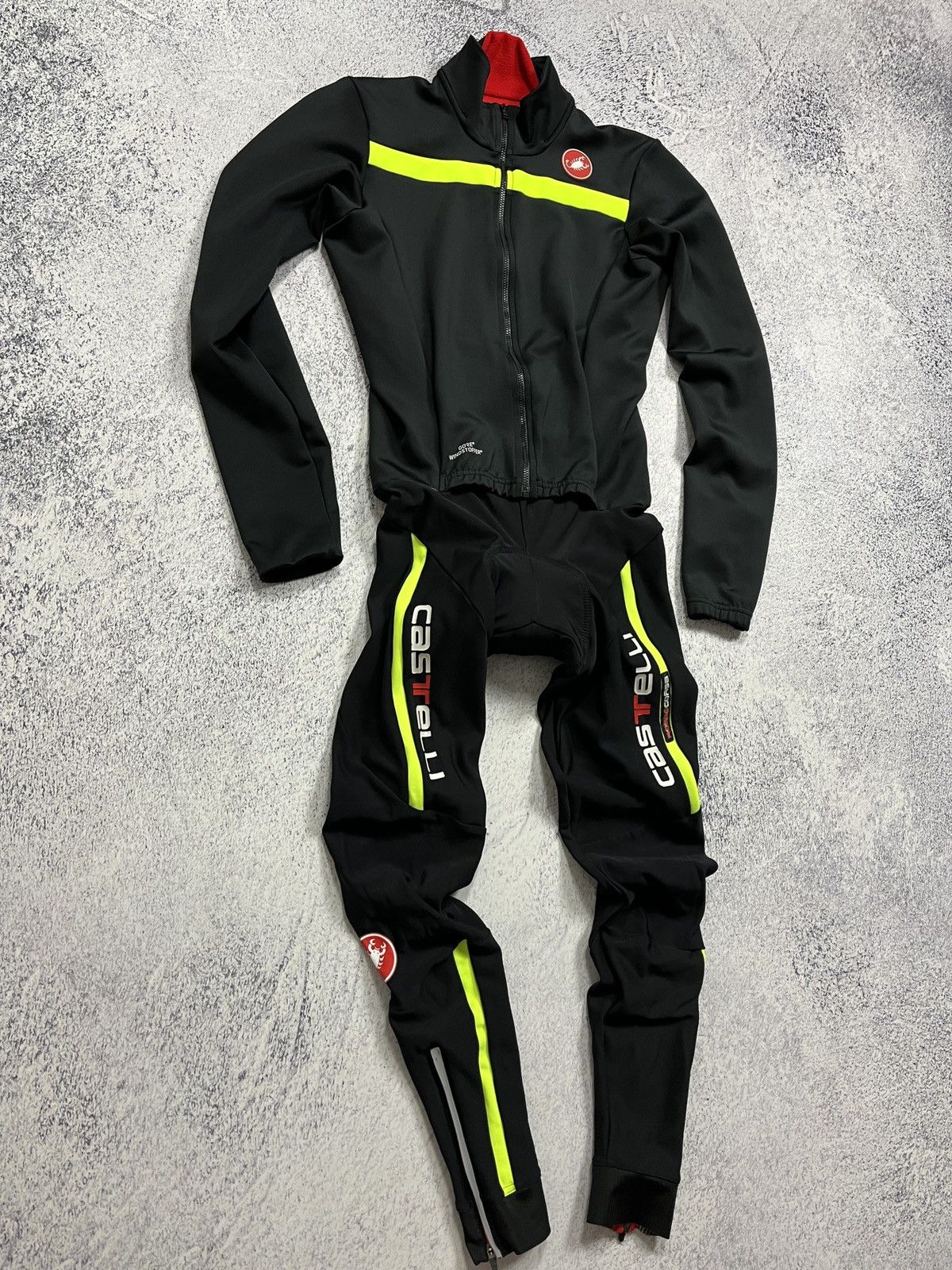 Other Castelli Cycling Jersey Thermosuit Gore Rosso Corsa Bibs Size US L / EU 52-54 / 3 - 4 Thumbnail