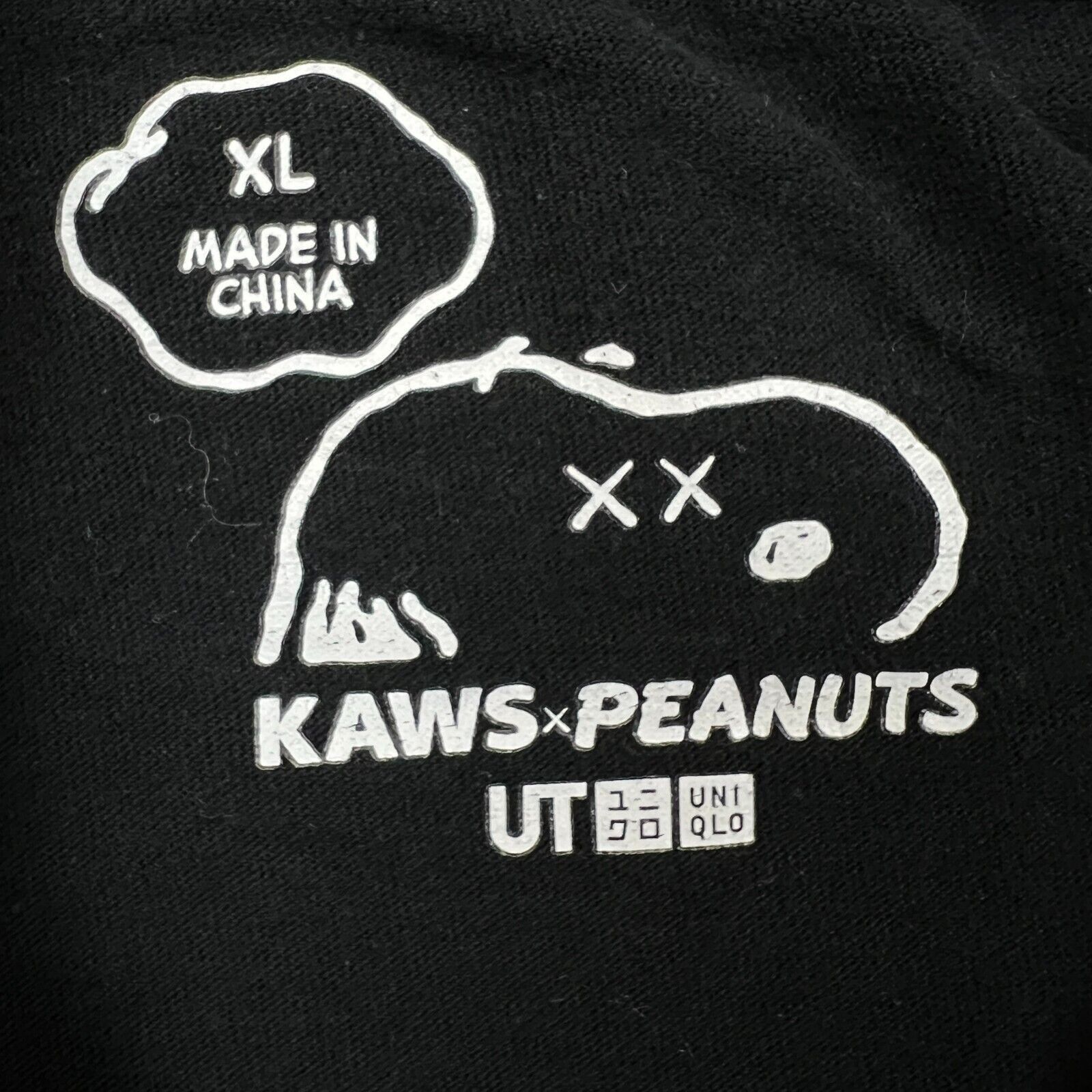 Kaws × Peanuts × Uniqlo Uniqlo Kaws Peanuts Snoopy Pocket Tee Short Sleeve T Shirt Size US XL / EU 56 / 4 - 5 Thumbnail