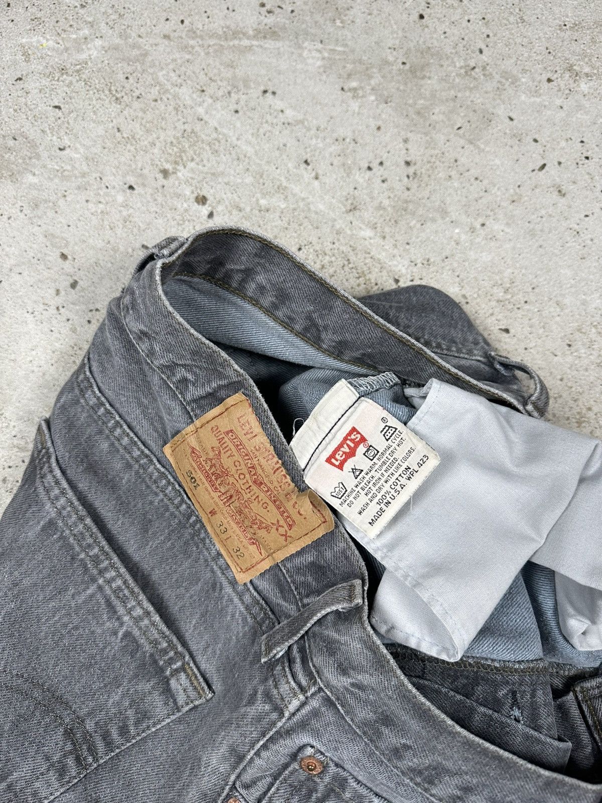 Levi's Vintage 1995 Levi’s 501 Gray Denim Pants Jeans made in USA Size US 33 - 11 Thumbnail
