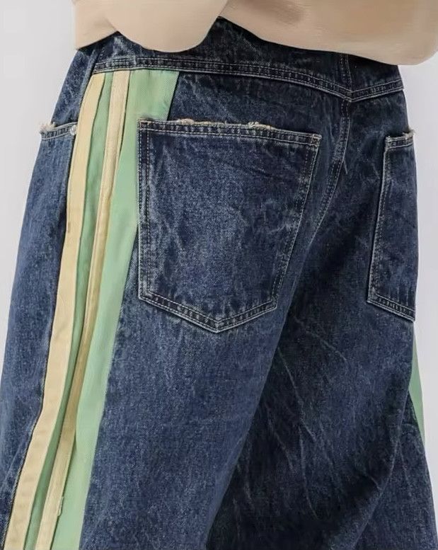 Stripe Patch Wide Leg Straight Washed Jean