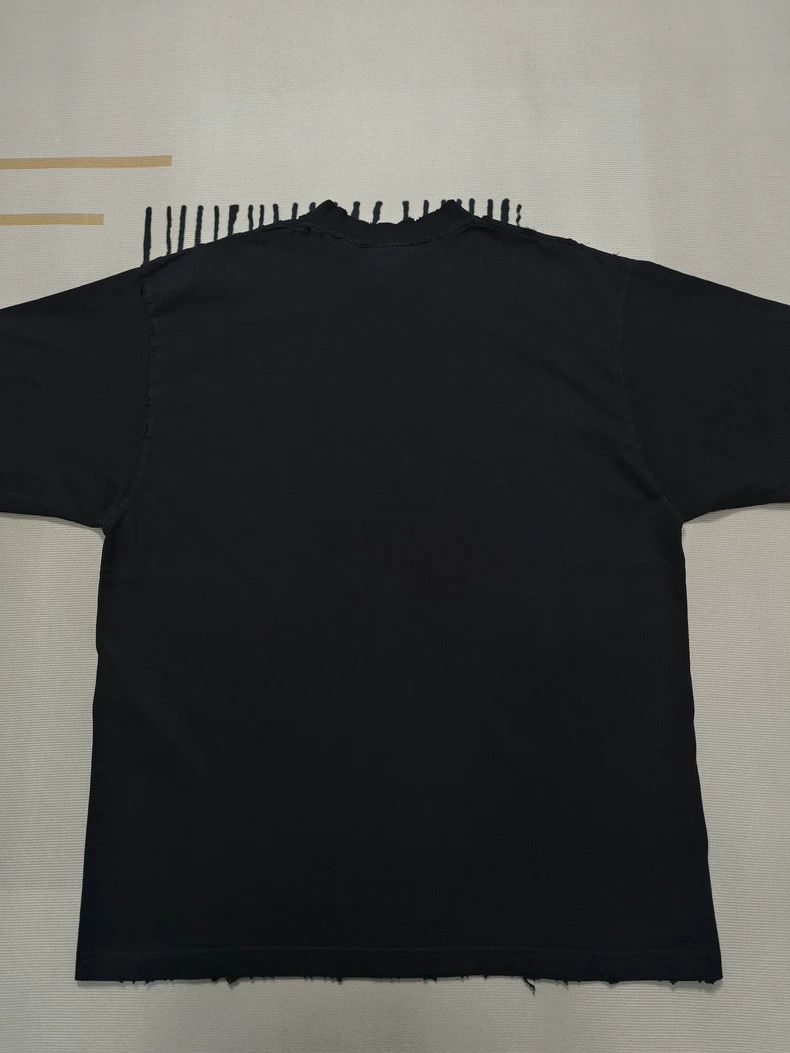 Balenciaga Balenciaga Laser CD disc ripped black short sleeve 2504-Nex Size US M / EU 48-50 / 2 - 1 Thumbnail
