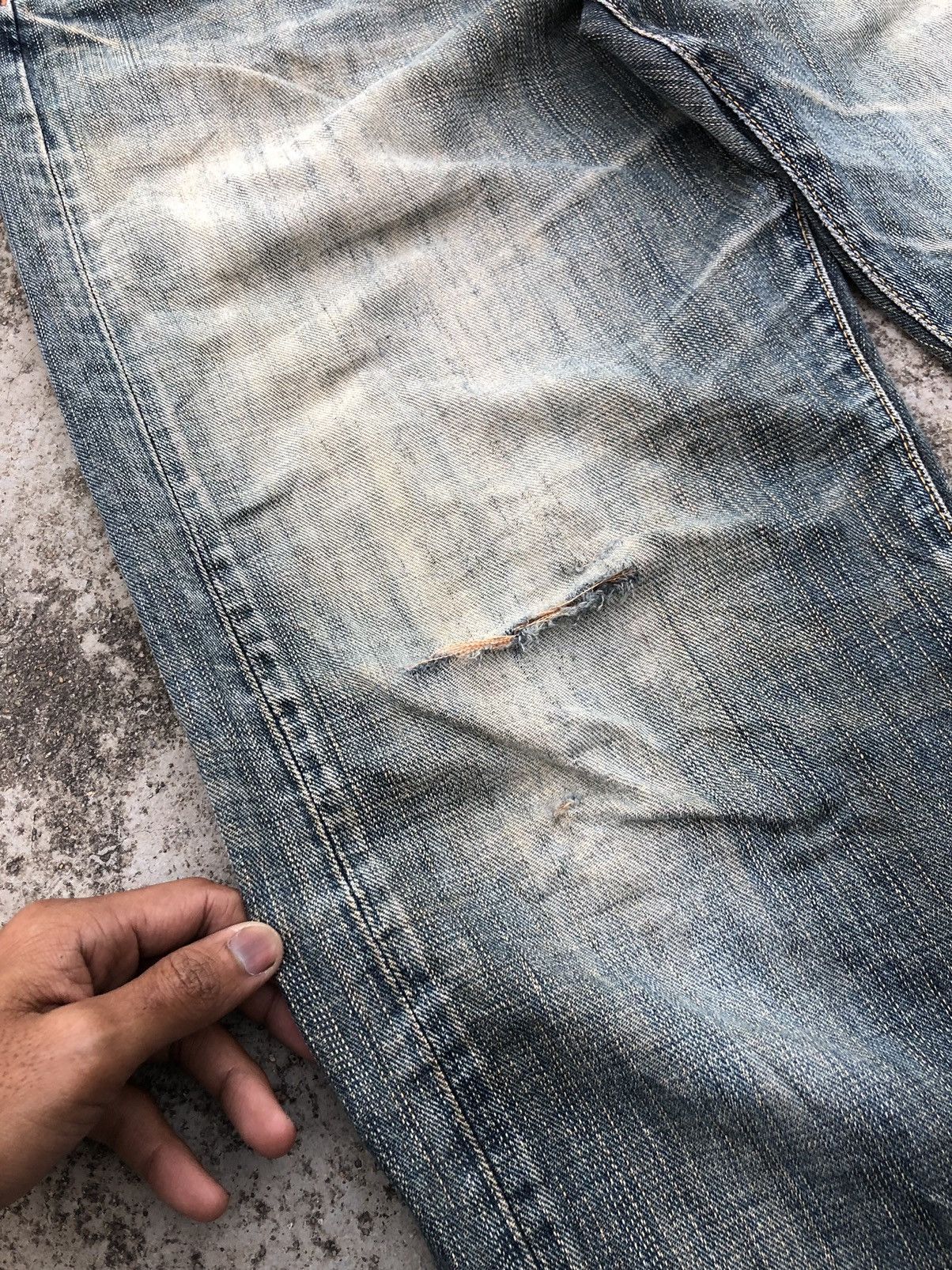 Japanese Brand RUSTY BLUE GL HEART DISTRESSED JEANS Size US 37 - 2 Thumbnail