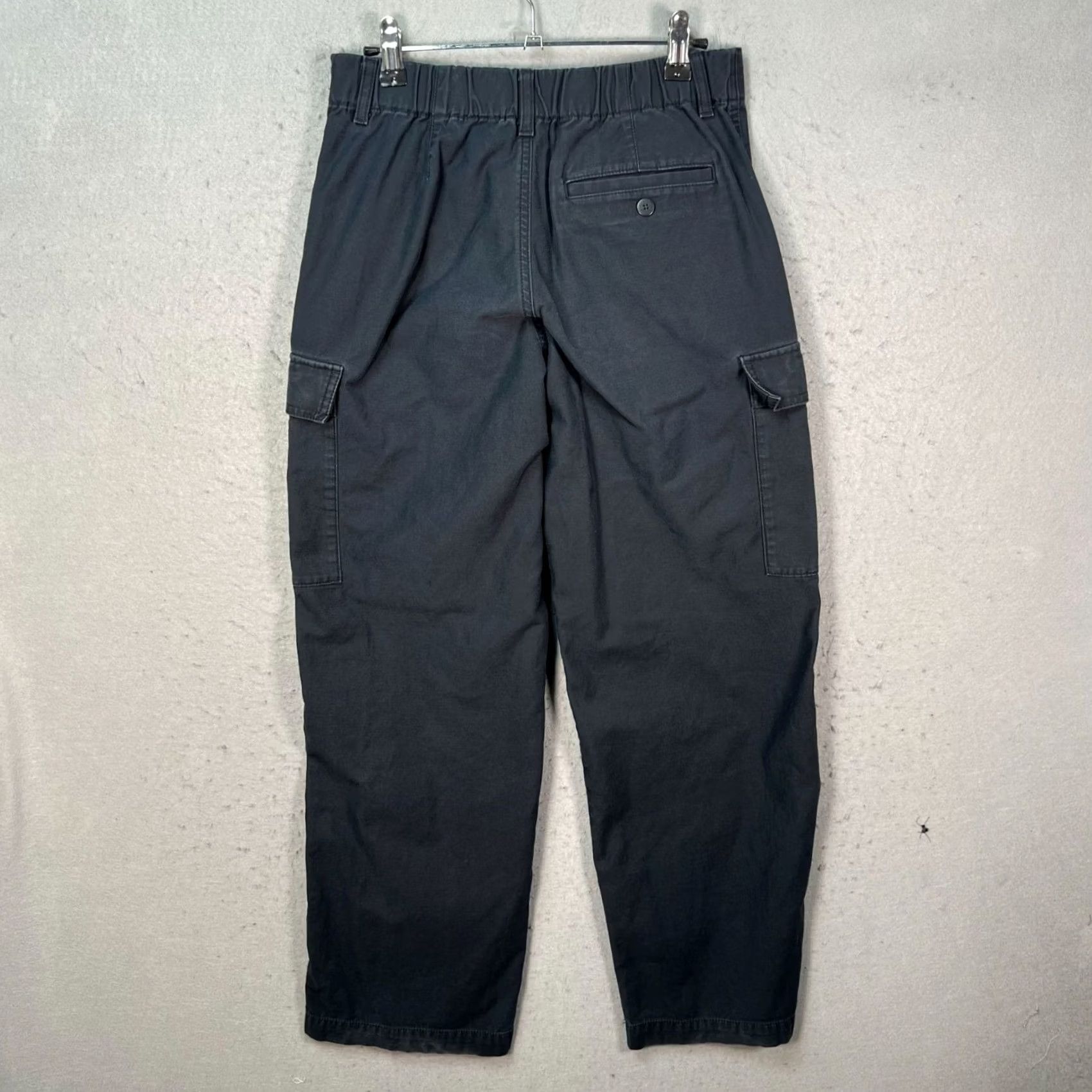 Uniqlo Uniqlo Cargo Pants Womens XS 24-25 Black Cotton Relaxed Fit 100% Size 26" / US 2 / IT 38 - 2 Thumbnail