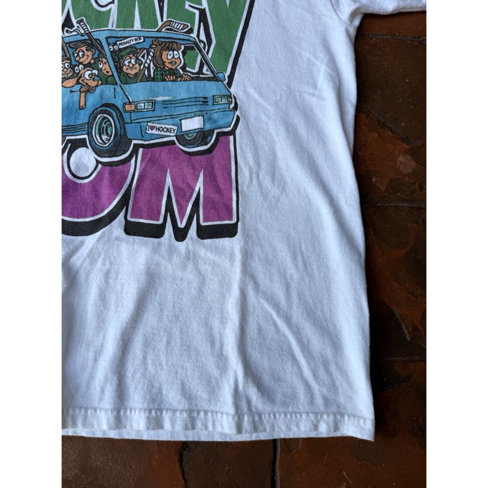 Vintage VINTAGE 90s Hockey Mom Graphic NHL T-Shirt XL Humor Funny Shirt Men White Cotton Short Sleeve Crew Neck Graphic Print Logo 90s Sports Novelty Mens Size US XL / EU 56 / 4 - 5 Thumbnail