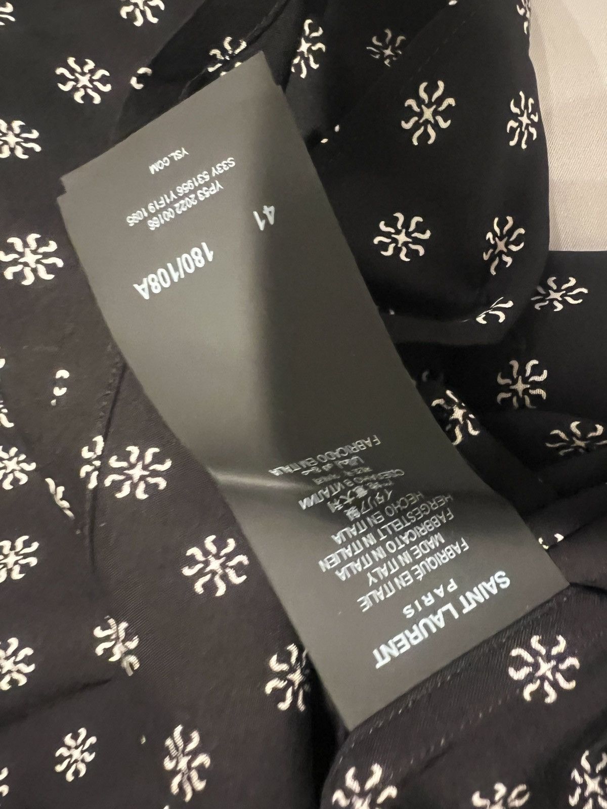 Saint Laurent Paris Saint Laurent men viscose short sleeve shirt.41/16. $890 Size US L / EU 52-54 / 3 - 10 Thumbnail