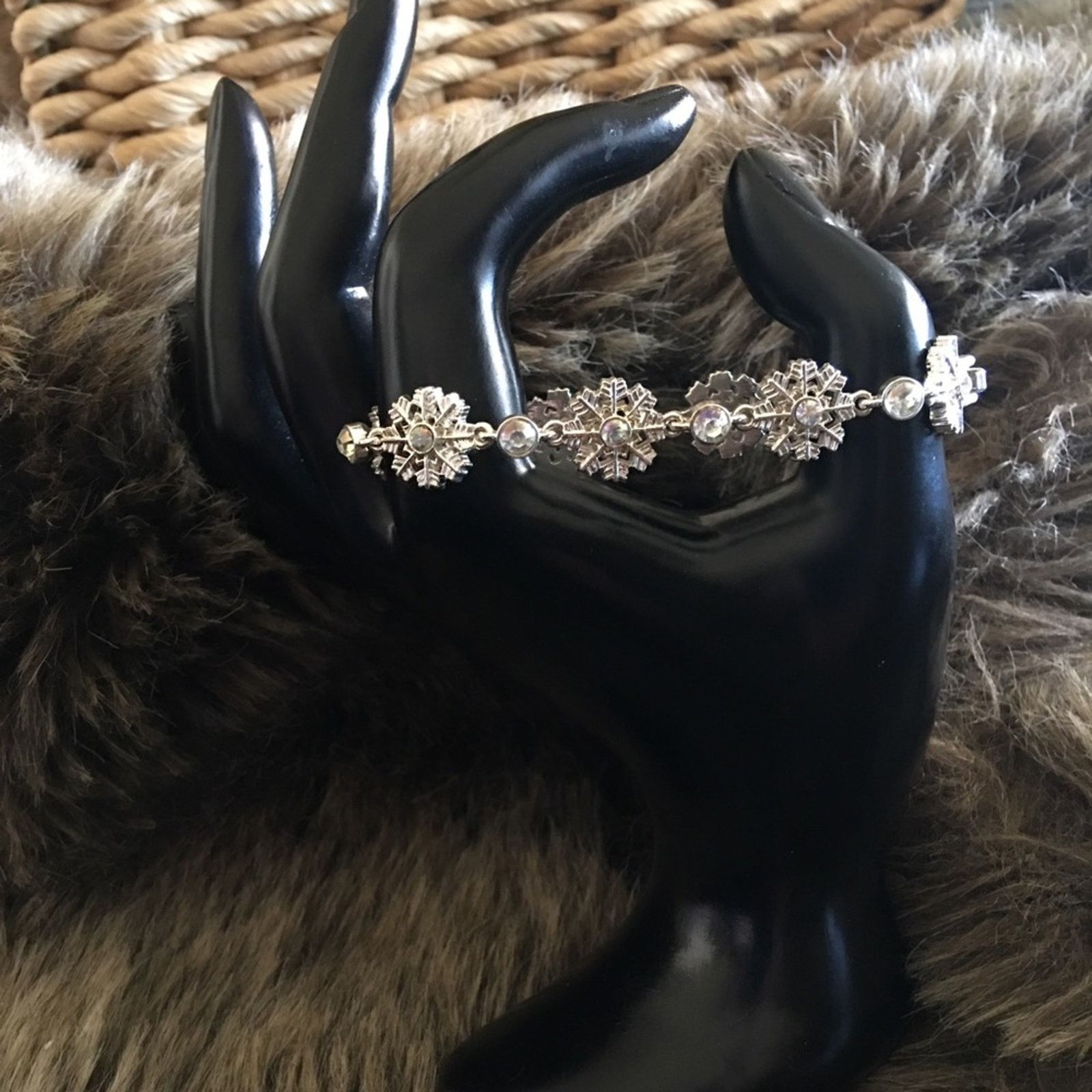 Vintage Vintage aurora borealis snowflake bracelet Size ONE SIZE - 2 Thumbnail