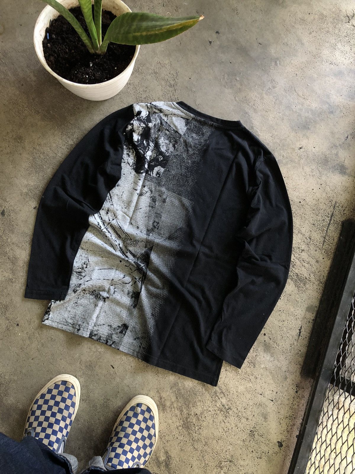Japanese Brand AVAIL MODE “LAUDABLE” LONG SLEEVE LGBSTYLE Size US M / EU 48-50 / 2 - 6 Thumbnail