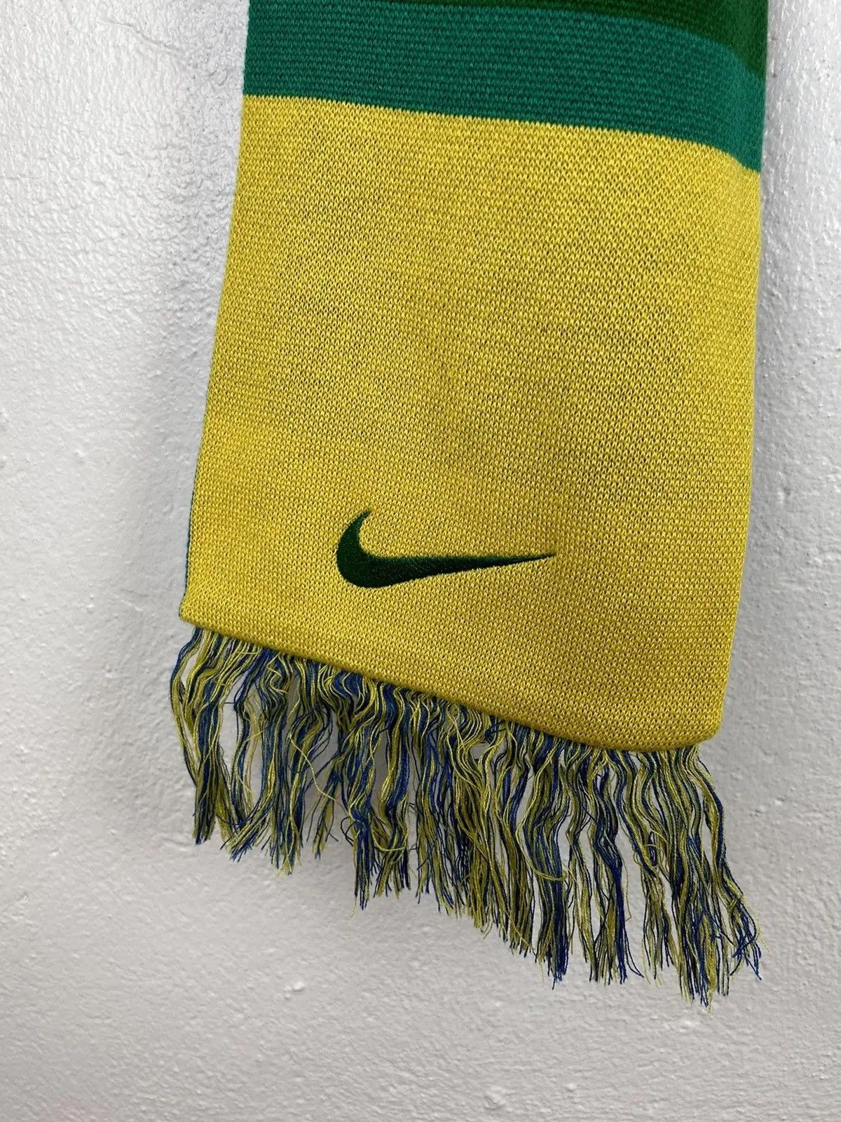 Nike Nike 2012 Soccer Team Brazil Supporters Reversible Scarf Size ONE SIZE - 3 Thumbnail