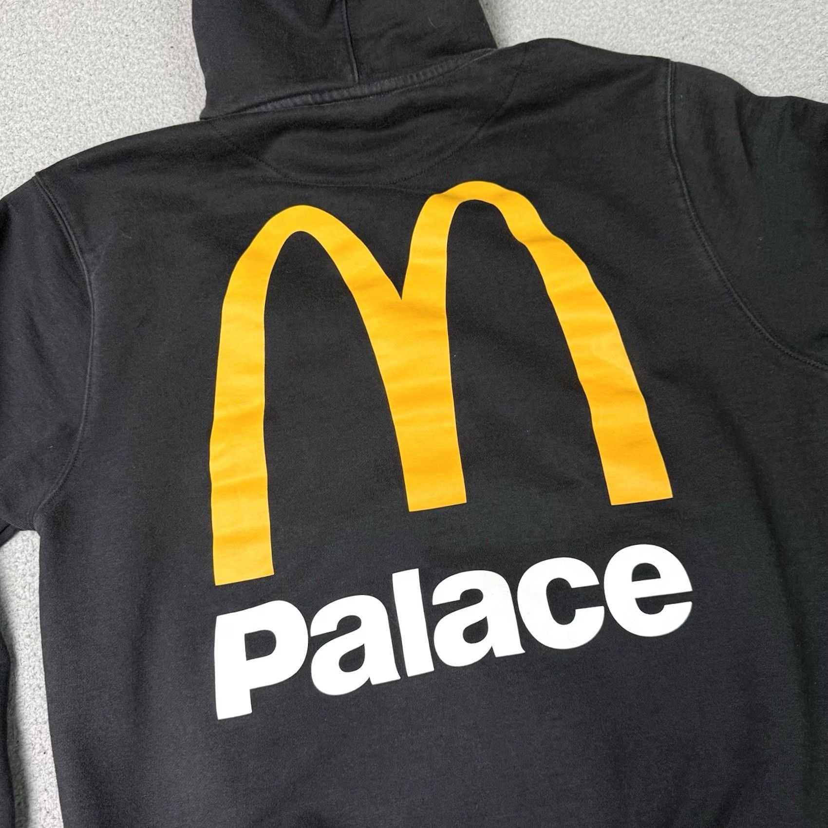 Palace Palace McDonalds Sweatshirt Hoodie Mens L Black Graphic Print Logo Pullover Crew Neck Hooded Skateboarding Jacket Type: Hoodie Size US L / EU 52-54 / 3 - 2 Thumbnail
