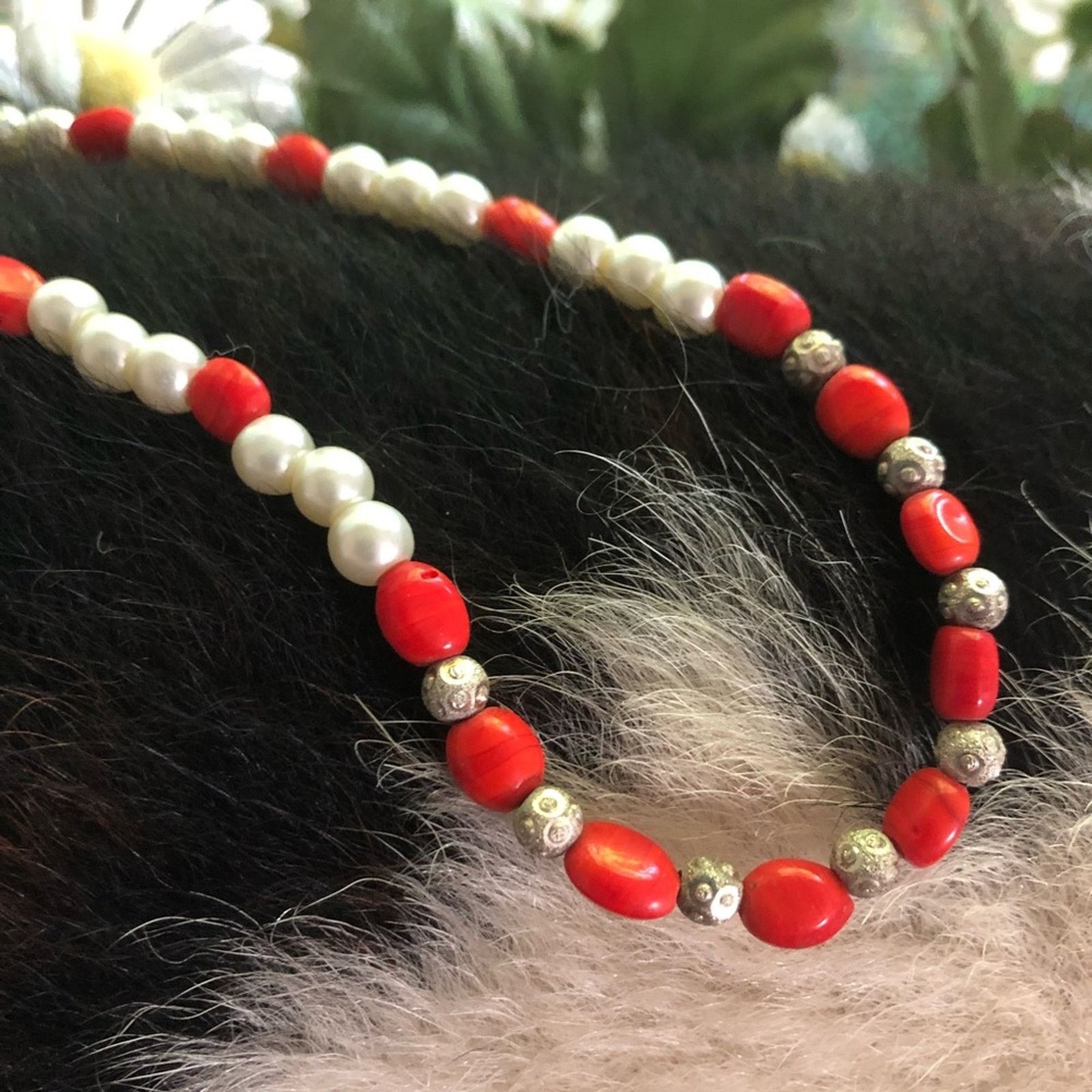 Vintage Vintage handcrafted pearl and carnelian choker necklace Size ONE SIZE - 5 Thumbnail
