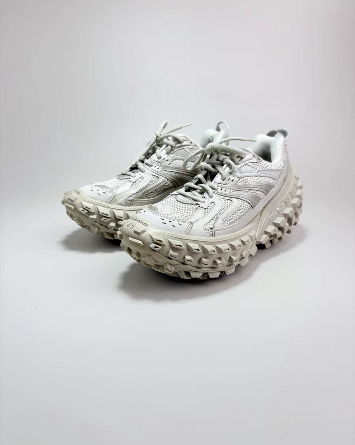 Balenciaga BALENCIAGA Light Brown Tire Sneakers K1 Size US 8 / EU 41 - 1 Thumbnail