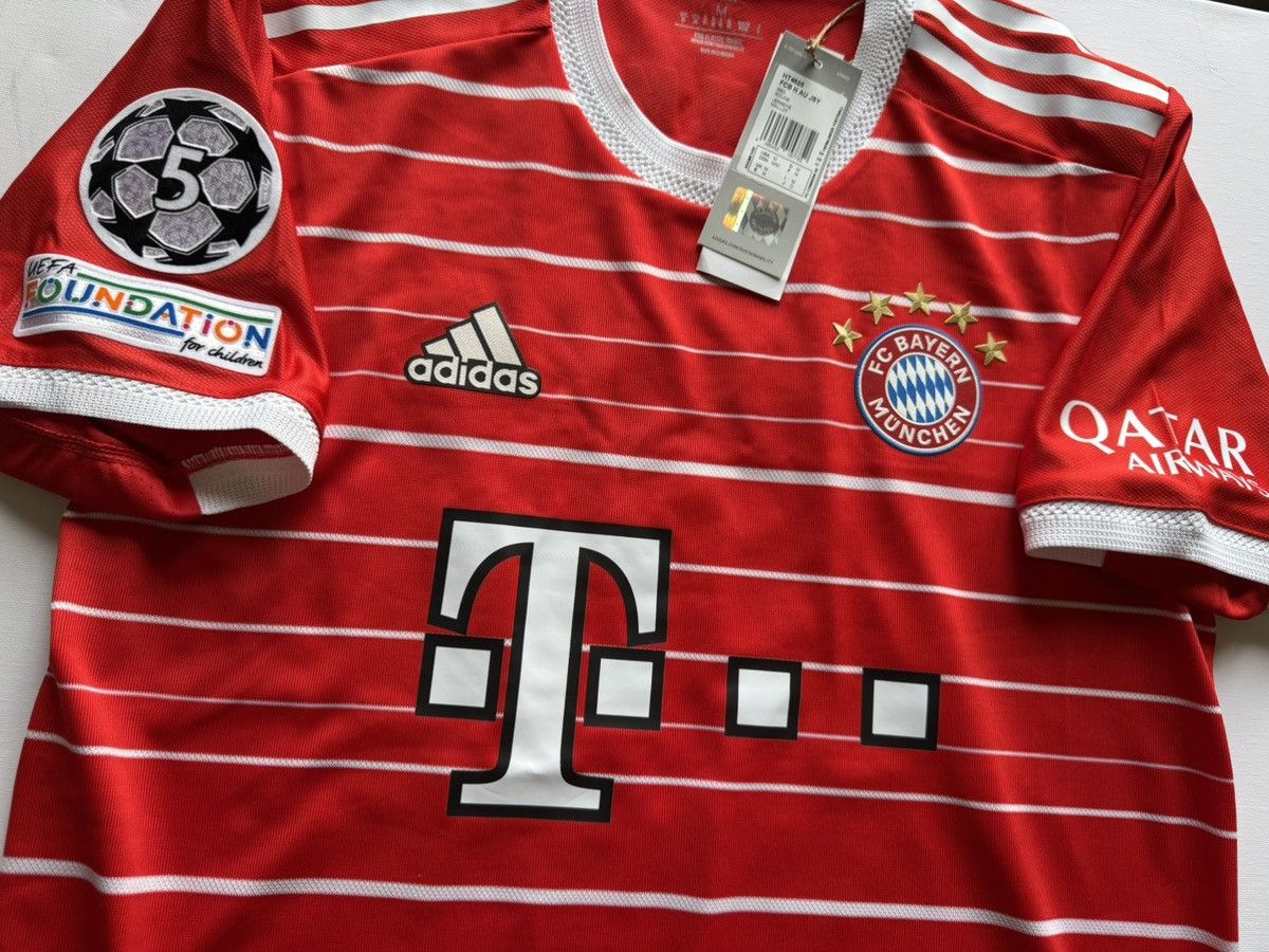 Adidas Bayern Munich 22/23 Müller #25 - Authentic Version - Size M Size US M / EU 48-50 / 2 - 2 Thumbnail