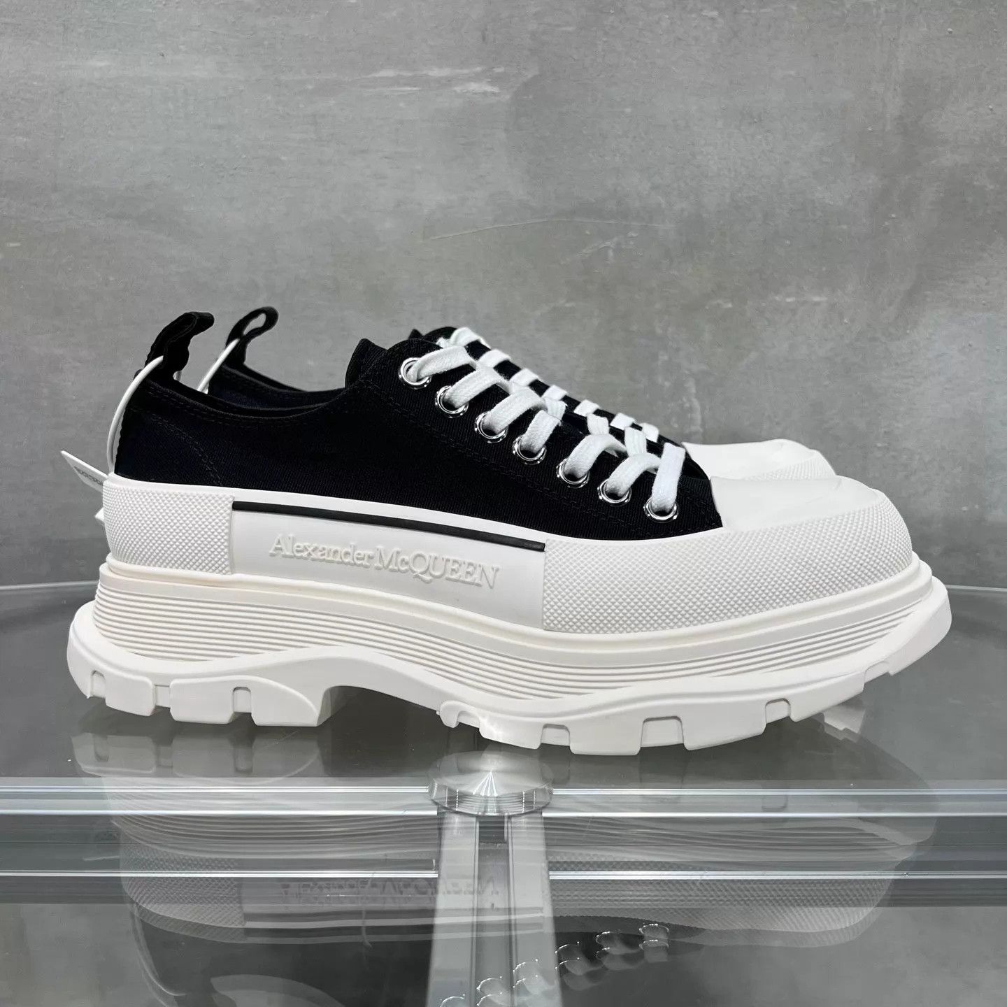 Alexander McQueen Alexander McQueen Black White Combat Boots 41 Size US 8 / EU 41 - 4 Thumbnail