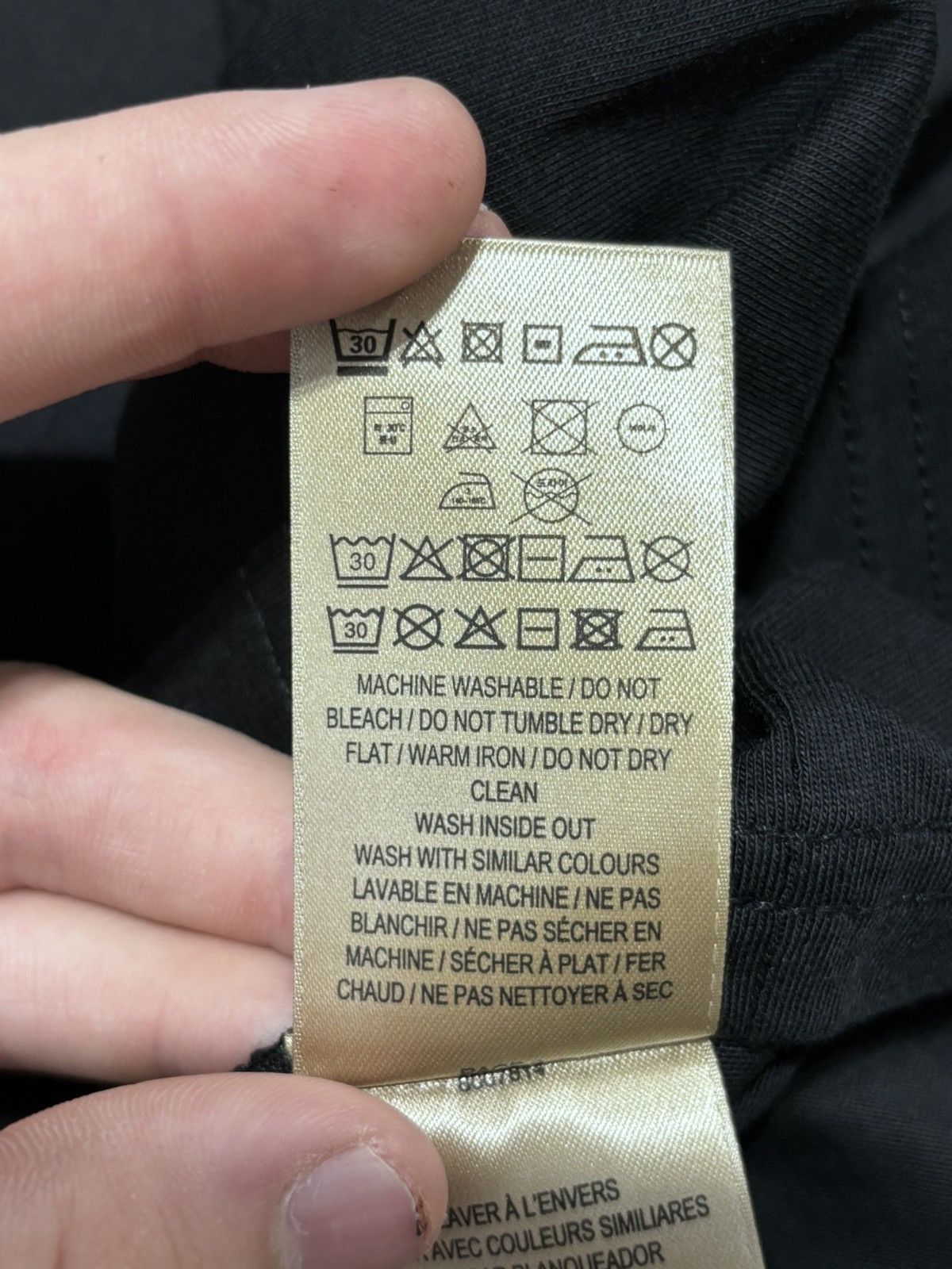 Burberry BURBERRY London, England Black Tee Size US L / EU 52-54 / 3 - 7 Thumbnail
