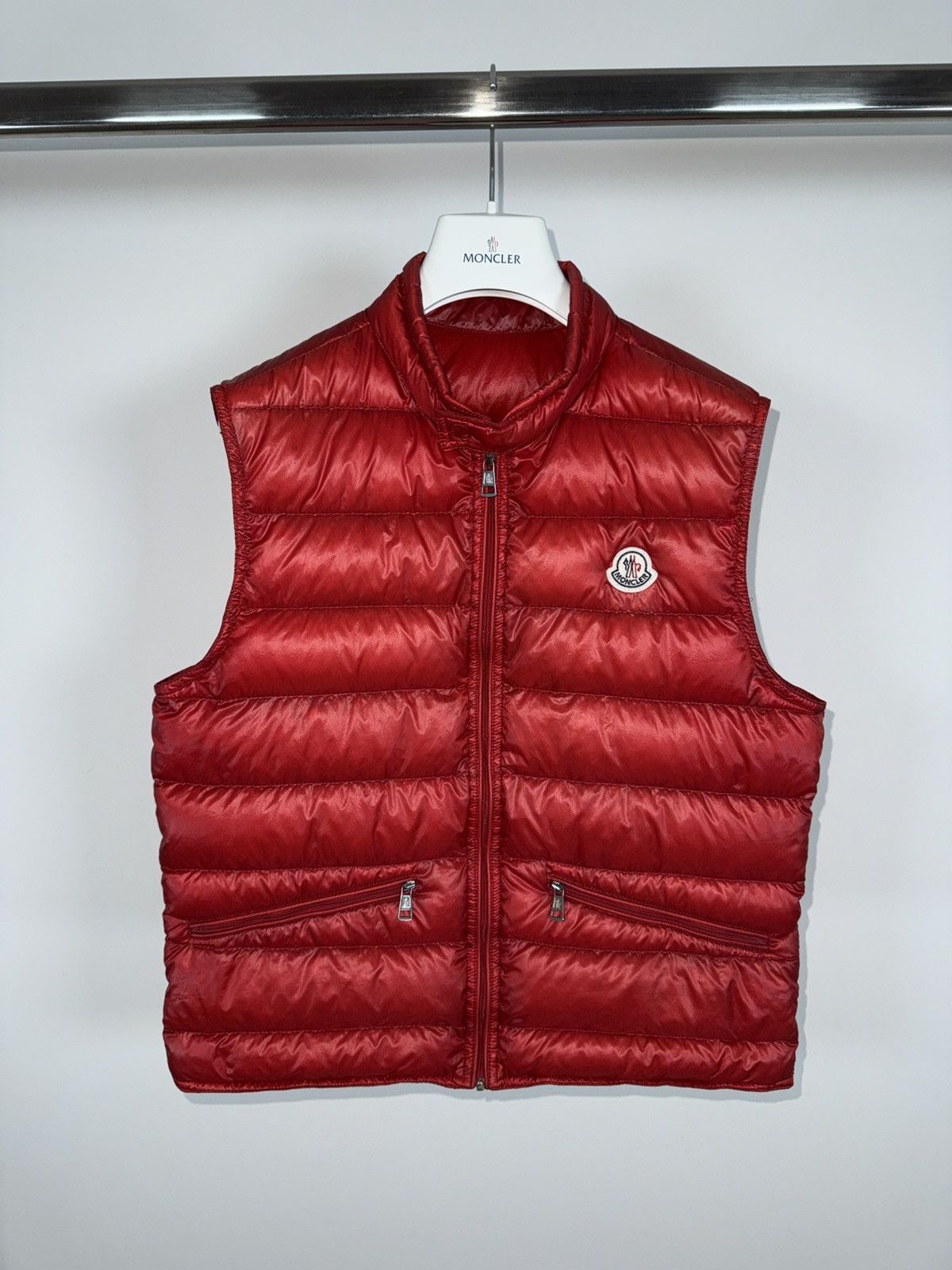 Moncler Moncler Men’s Gilet Gui Vest Size 2 (XS/S) Red Size US S / EU 44-46 / 1 - 1 Thumbnail