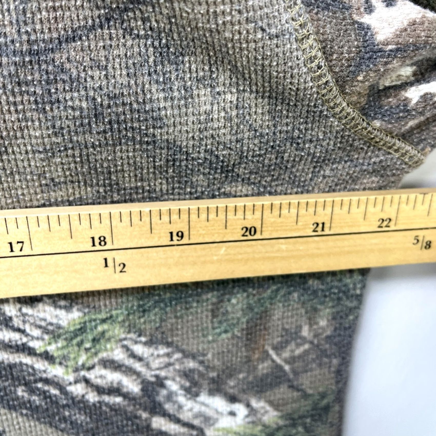 Realtree Vintage Realtree Camo Thermal Waffle Knit Shirt M Size US M / EU 48-50 / 2 - 5 Thumbnail