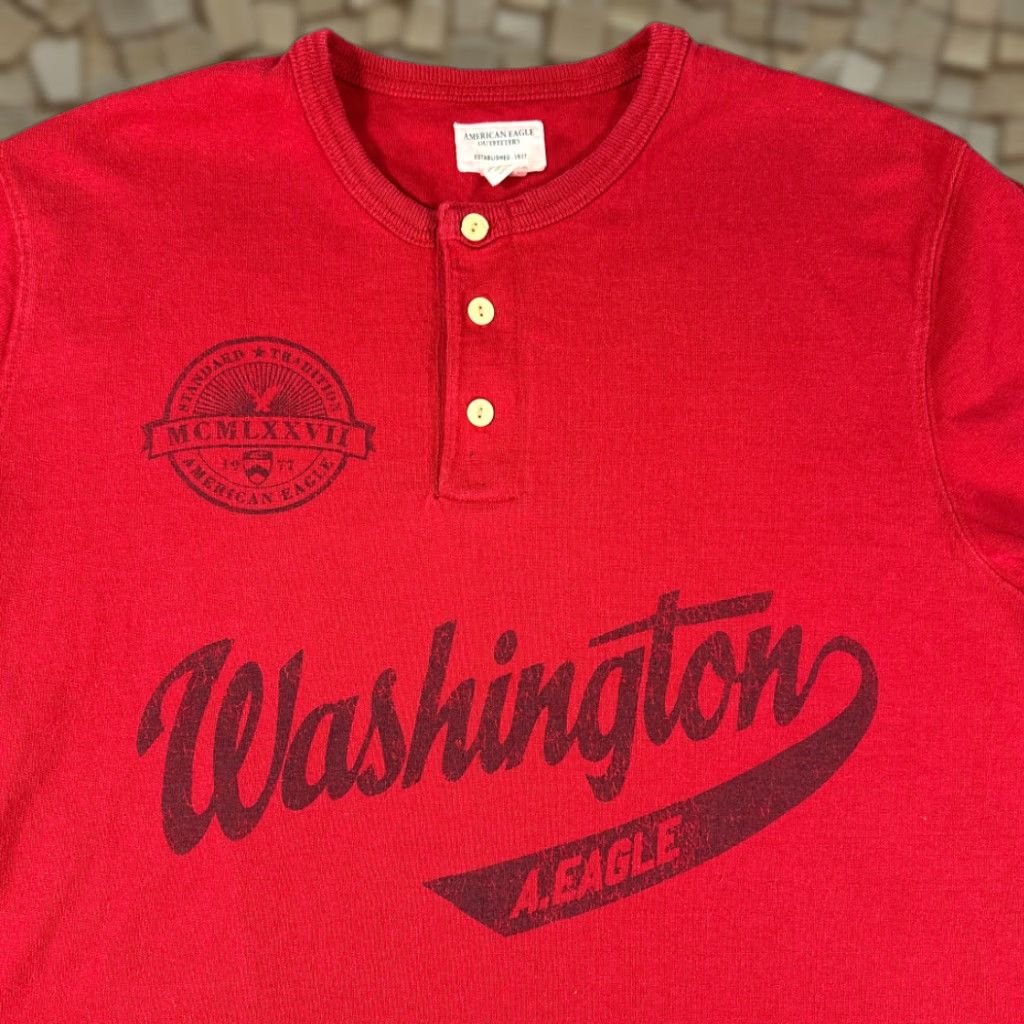 American Eagle Outfitters American Eagle Outfitters Shirt Adult LARGE Red Washington Henley Retro Square Logo Long Sleeve Regular Cotton Tee Size US L / EU 52-54 / 3 - 1 Thumbnail