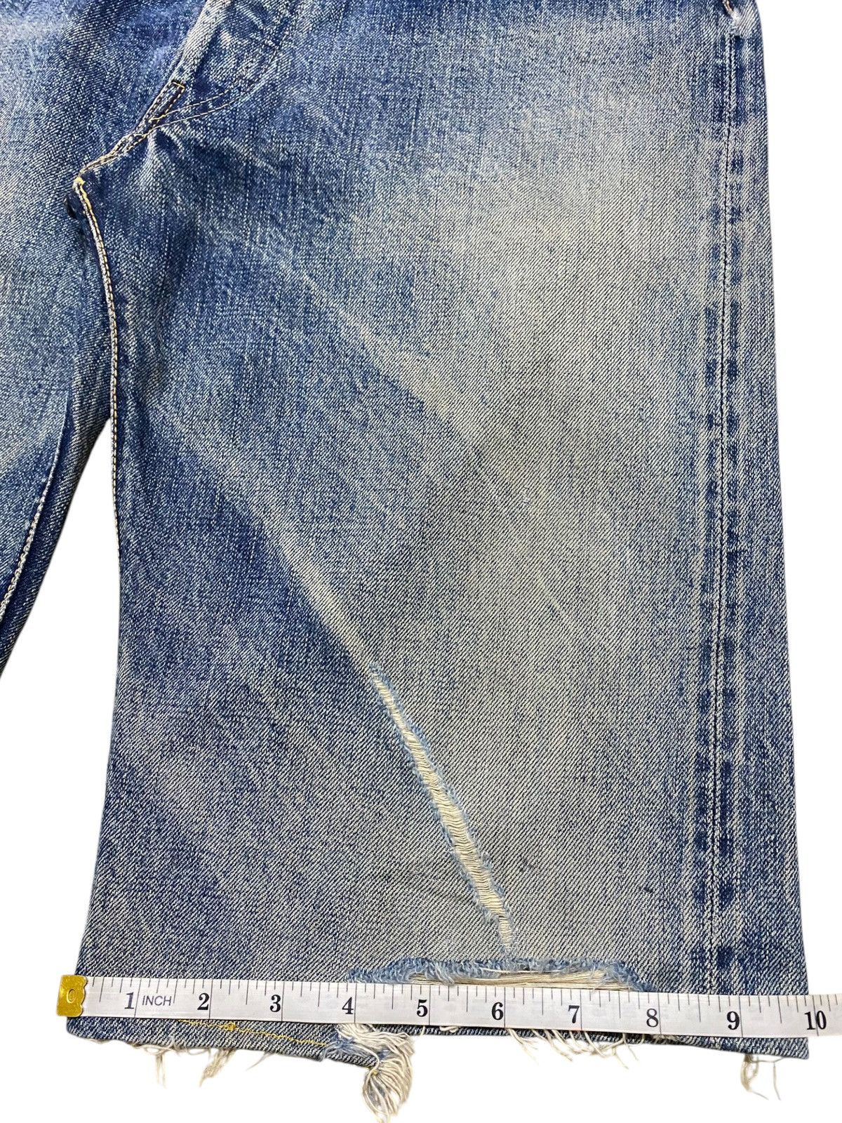 The Silver Stone Vintage Silver Stone Selvedge MudWash Distressed Short Jeans Size US 31 - 16 Thumbnail