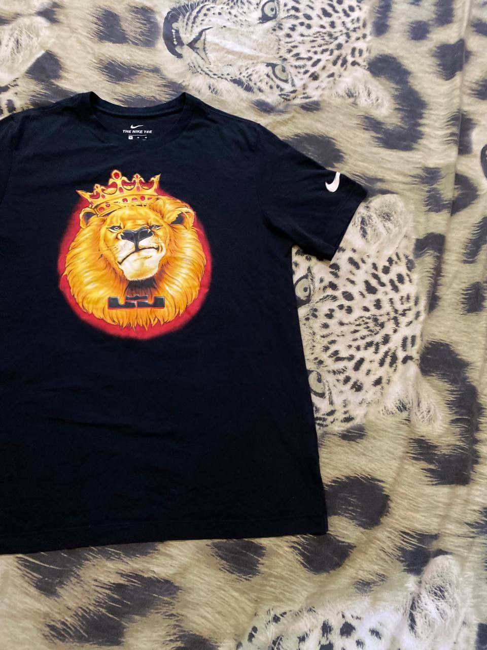 Nike big print center T-Shirt Streetwear Y2K Nike Vintage Size US M / EU 48-50 / 2 - 9 Thumbnail