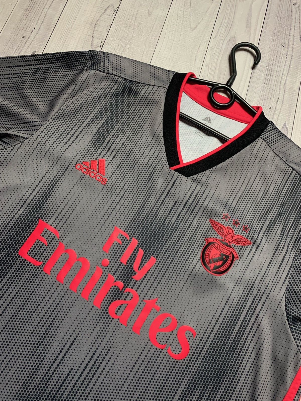 Adidas × Vintage Adidas benfica soccer jersey Size XL Size US XL / EU 56 / 4 - 2 Thumbnail