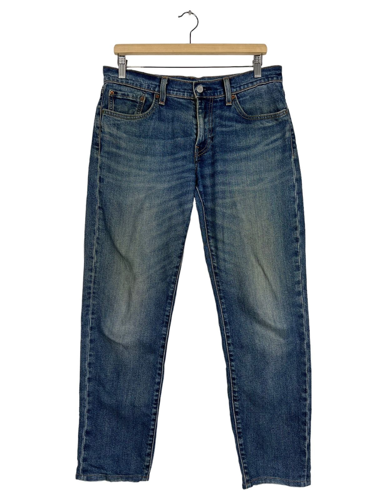 🔥 LEVIS PREMIUM BIG E