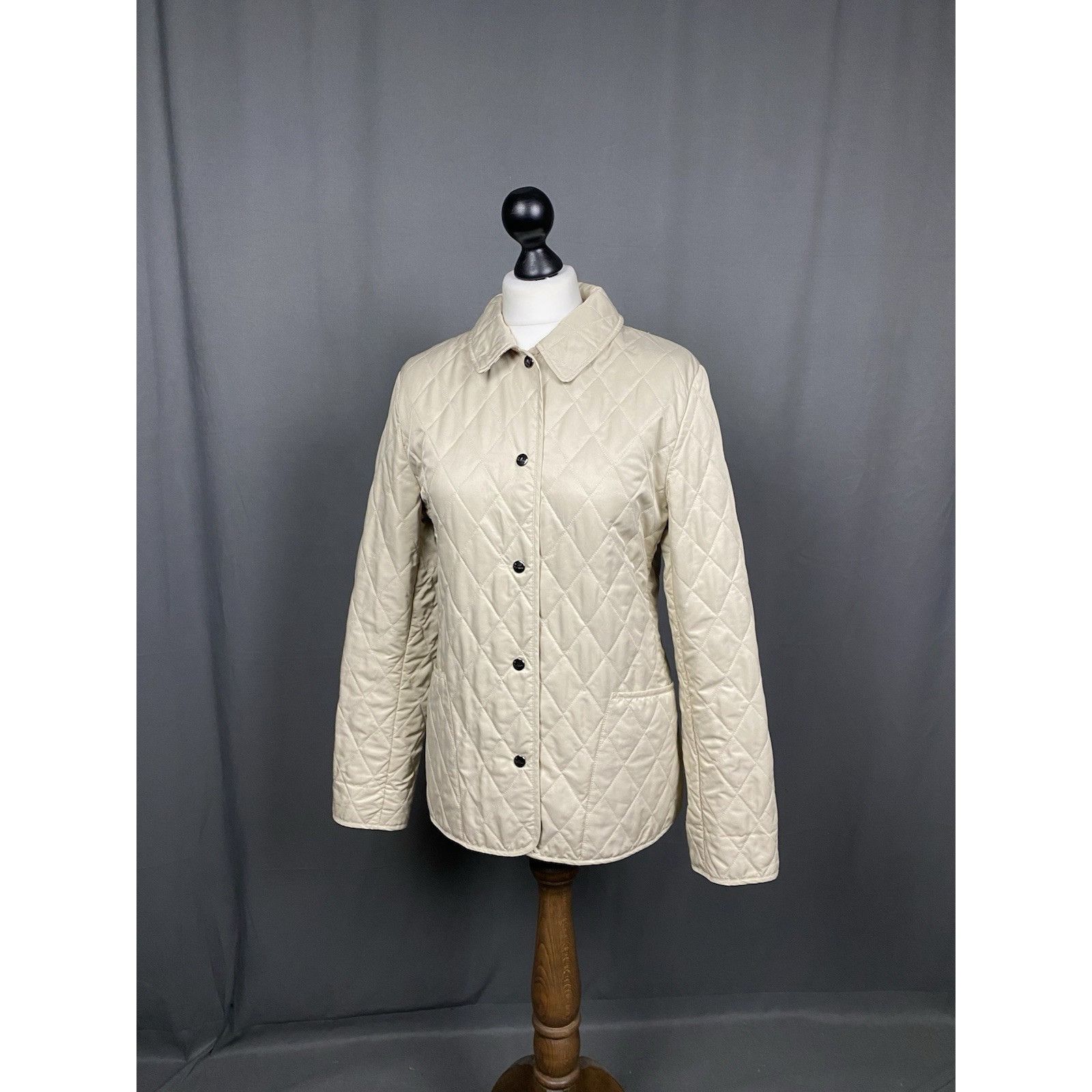 Burberry Burberry Nova Check Lining Women's Beige Quilted Jacket Size Size S / US 4 / IT 40 - 3 Thumbnail