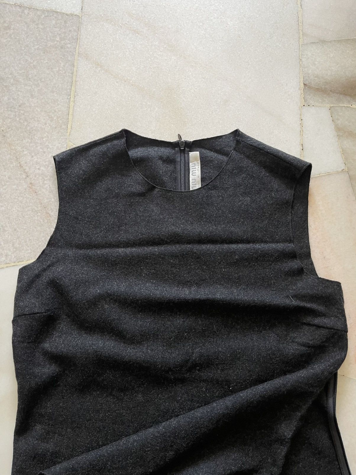 Miu Miu 1999 Miu Miu Wool With Adjustable Back 10 Size XS / US 0-2 / IT 36-38 - 6 Thumbnail