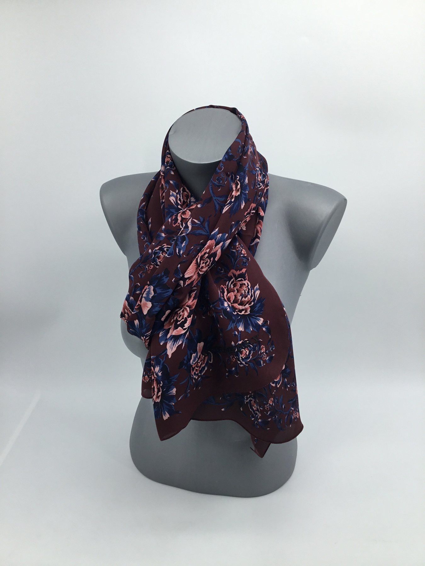 Burberry Silk stole Burberry Size ONE SIZE - 7 Thumbnail