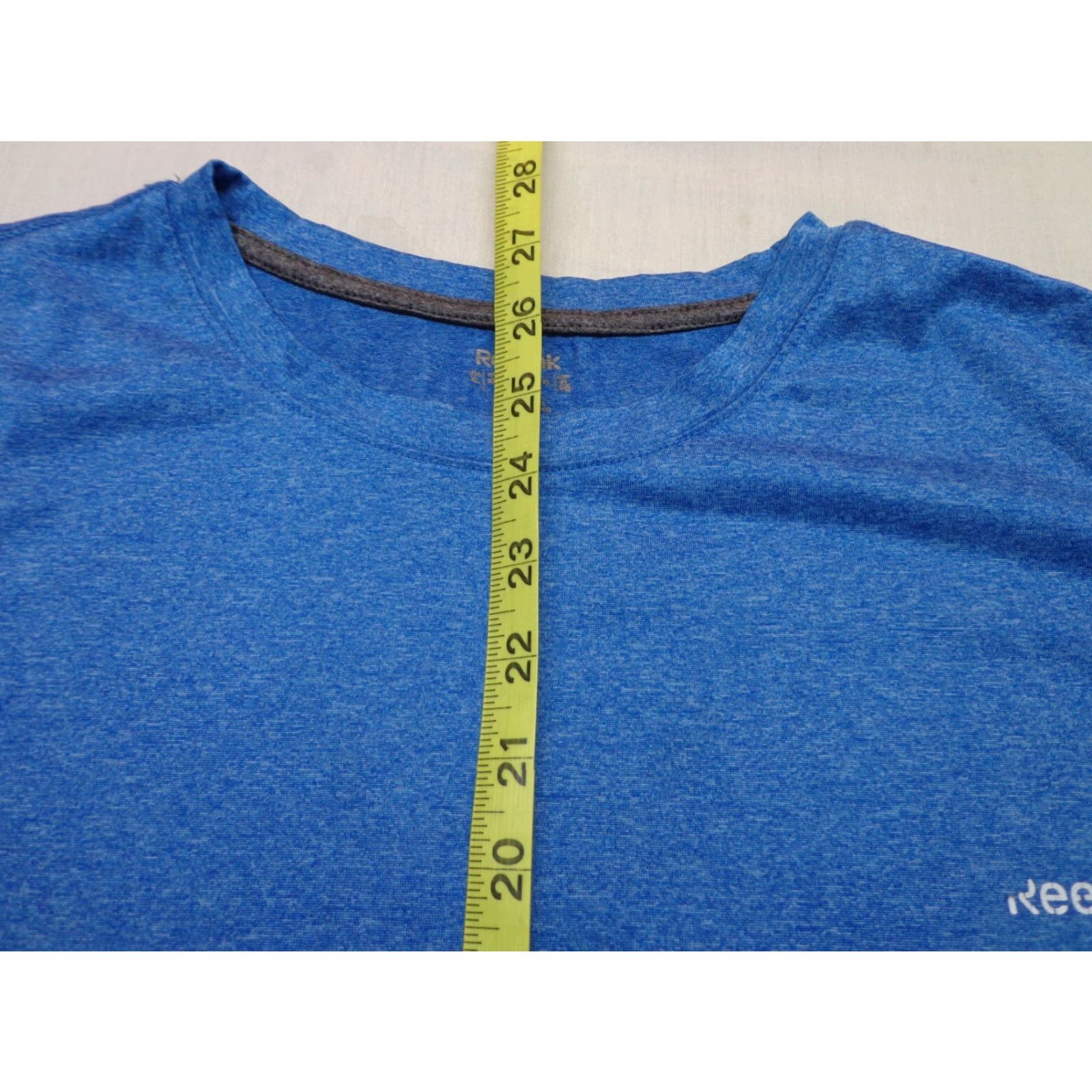 Reebok Reebok Short Sleeve T-Shirt XL Blue Mens Regular Polyester Crew Neck Shirt Size US XL / EU 56 / 4 - 7 Thumbnail