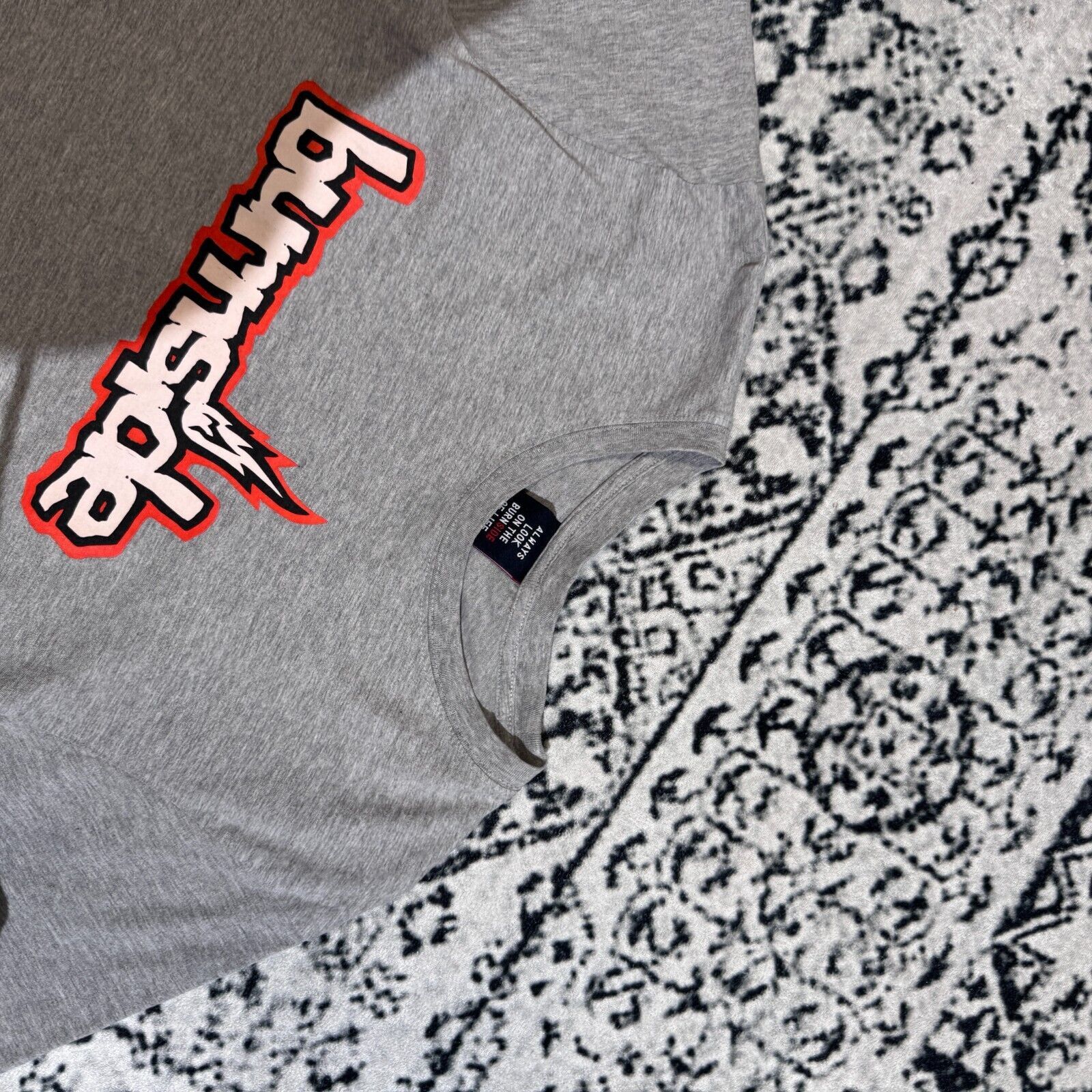 Vintage Vintage Unisex Gray Cotton T-Shirt Size L Burnside Hookups Size US L / EU 52-54 / 3 - 5 Thumbnail