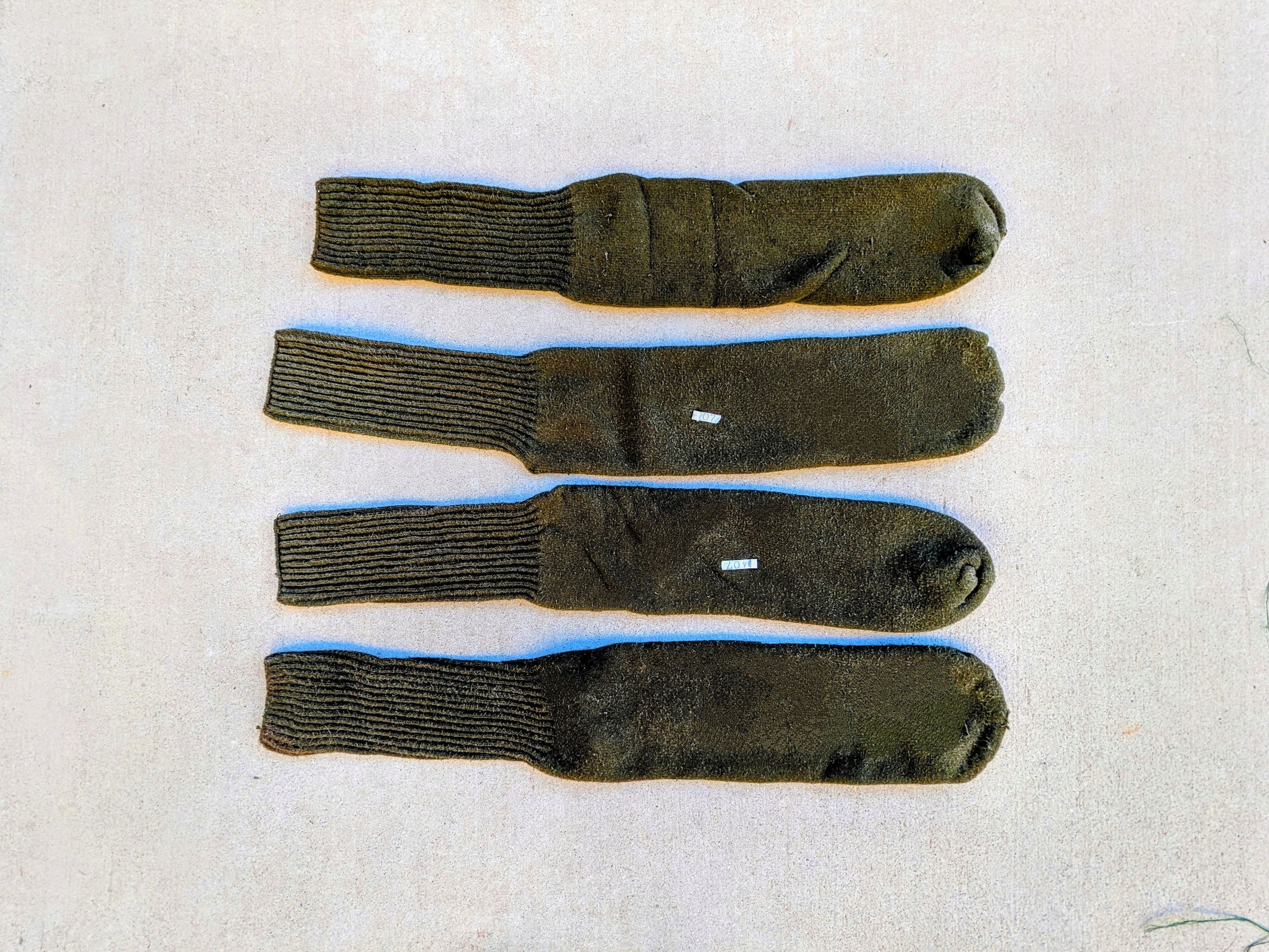 Other VTG Socks US Made Physical Training PT Hiking Military D407 Size ONE SIZE - 2 Thumbnail