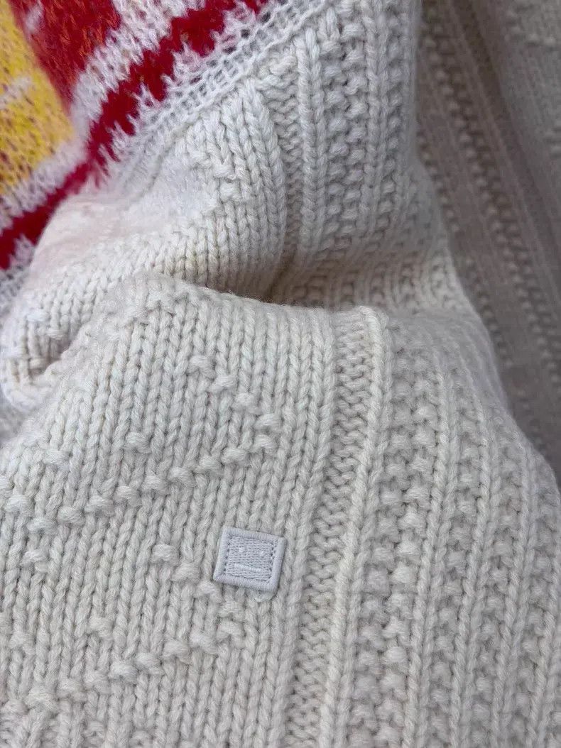 Acne Studios Acne Studios Rainbow Fair Isle Smile Motif Wool Sweater Size S / US 4 / IT 40 - 3 Thumbnail