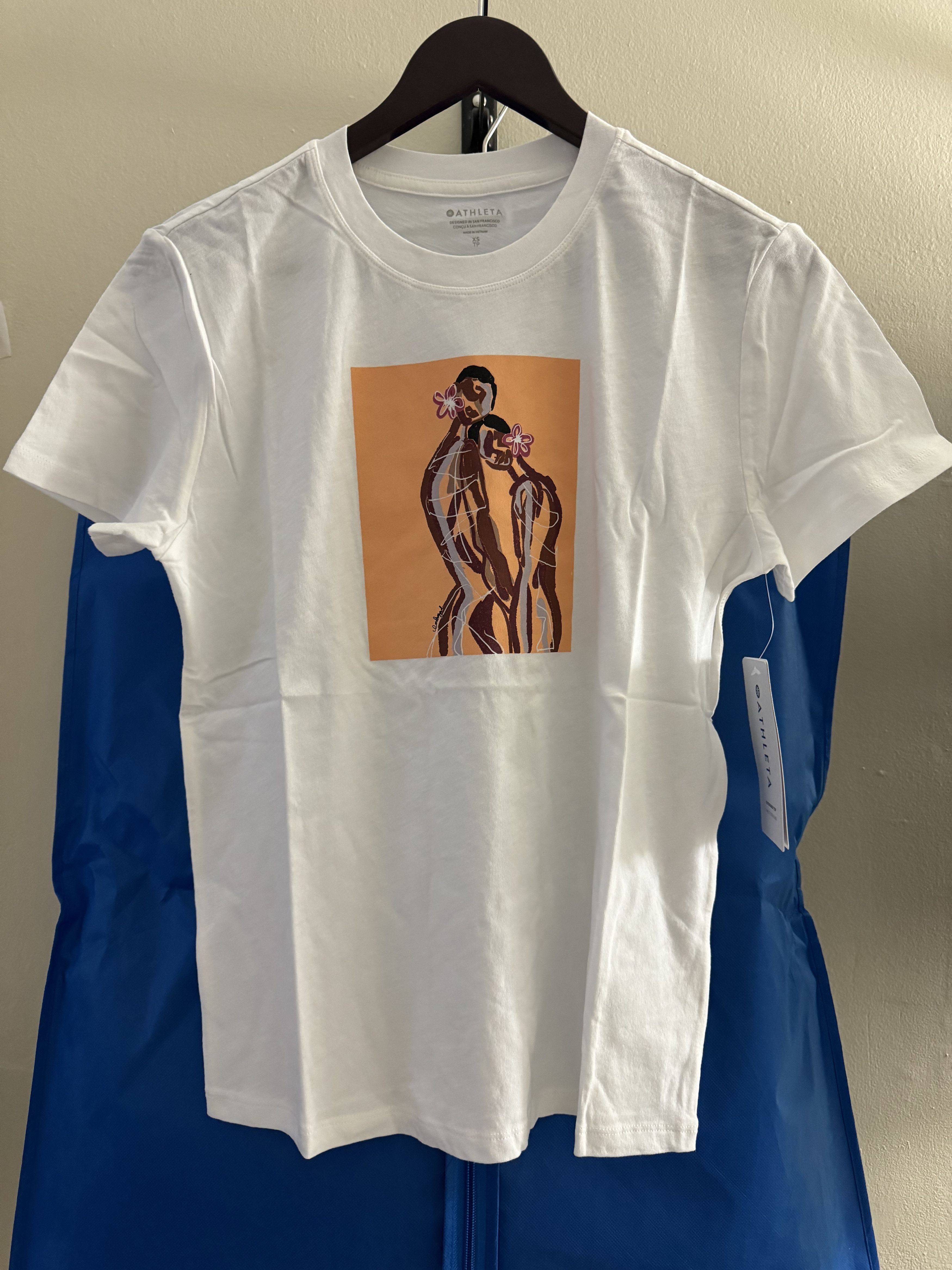 Athleta Athleta NEW Print Tee Shirt White XS Size XS / US 0-2 / IT 36-38 - 1 Thumbnail
