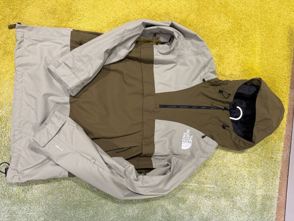 The North Face The North Face raincoat Size US S / EU 44-46 / 1 - 1 Thumbnail