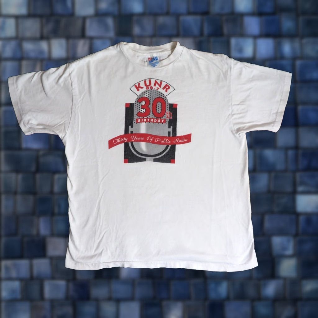 Hanes VTG Hanes Public Radio KUNR Tech Art Music White USA Tee T-Shirt Mens L Size US L / EU 52-54 / 3 - 1 Thumbnail