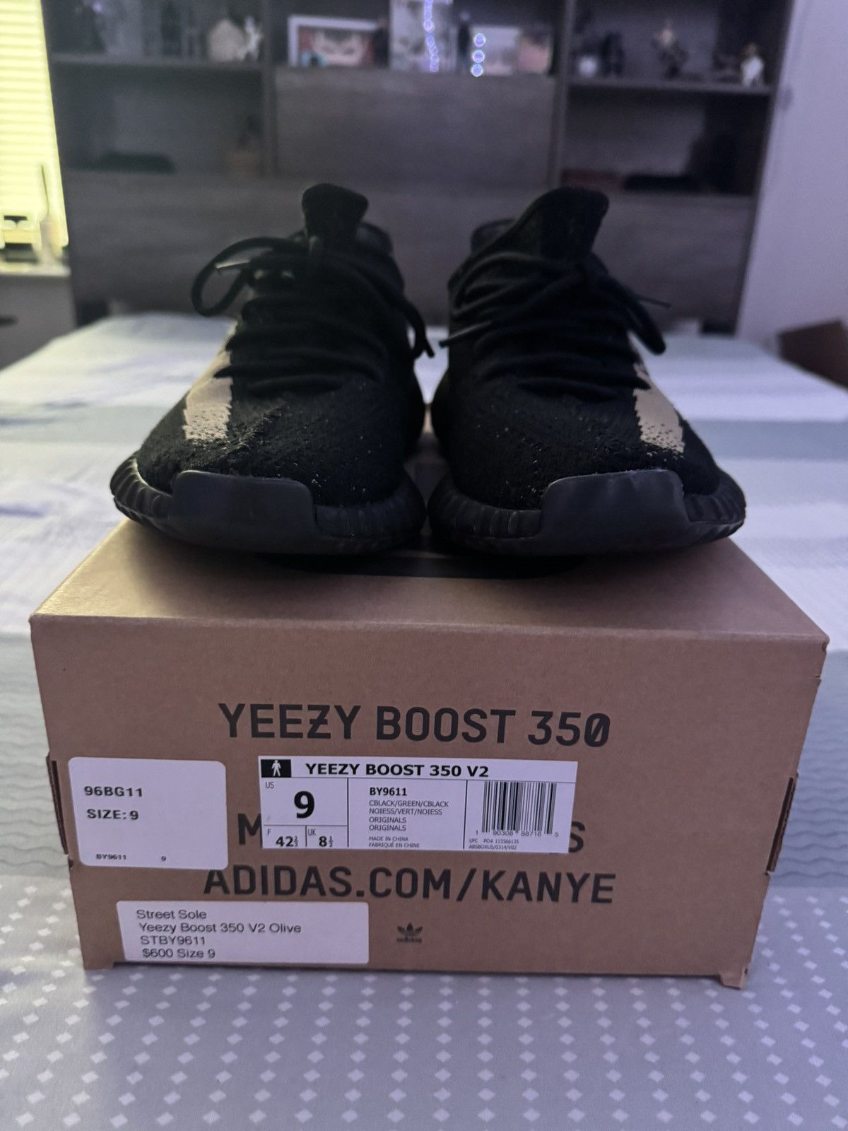 Yeezy YEEZY BOOST 350 CORE GREEN V2 Size US 9 / EU 42 - 2 Thumbnail
