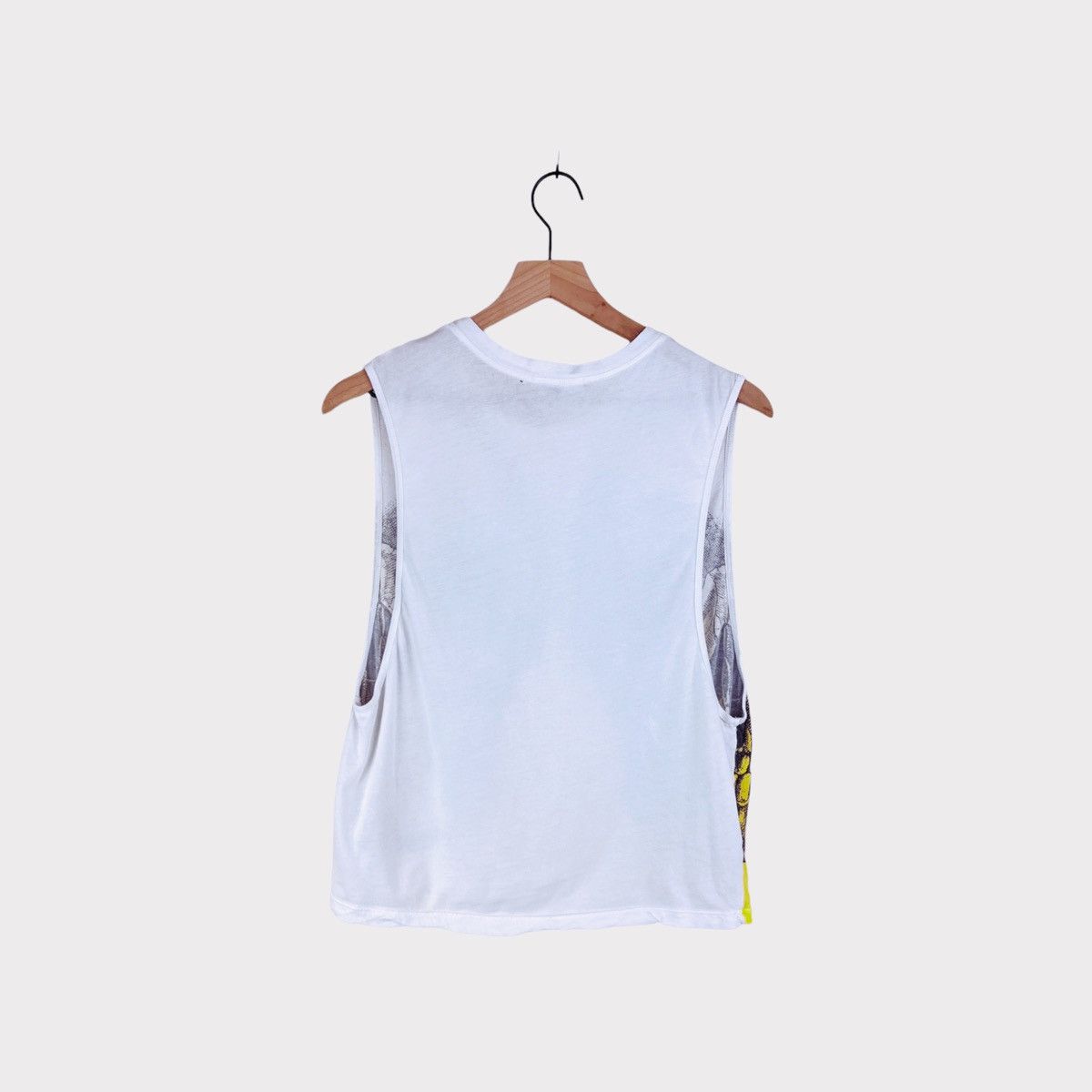 Vintage Vintage 2000's Women's Skull Tank Top Size S / US 4 / IT 40 - 2 Thumbnail
