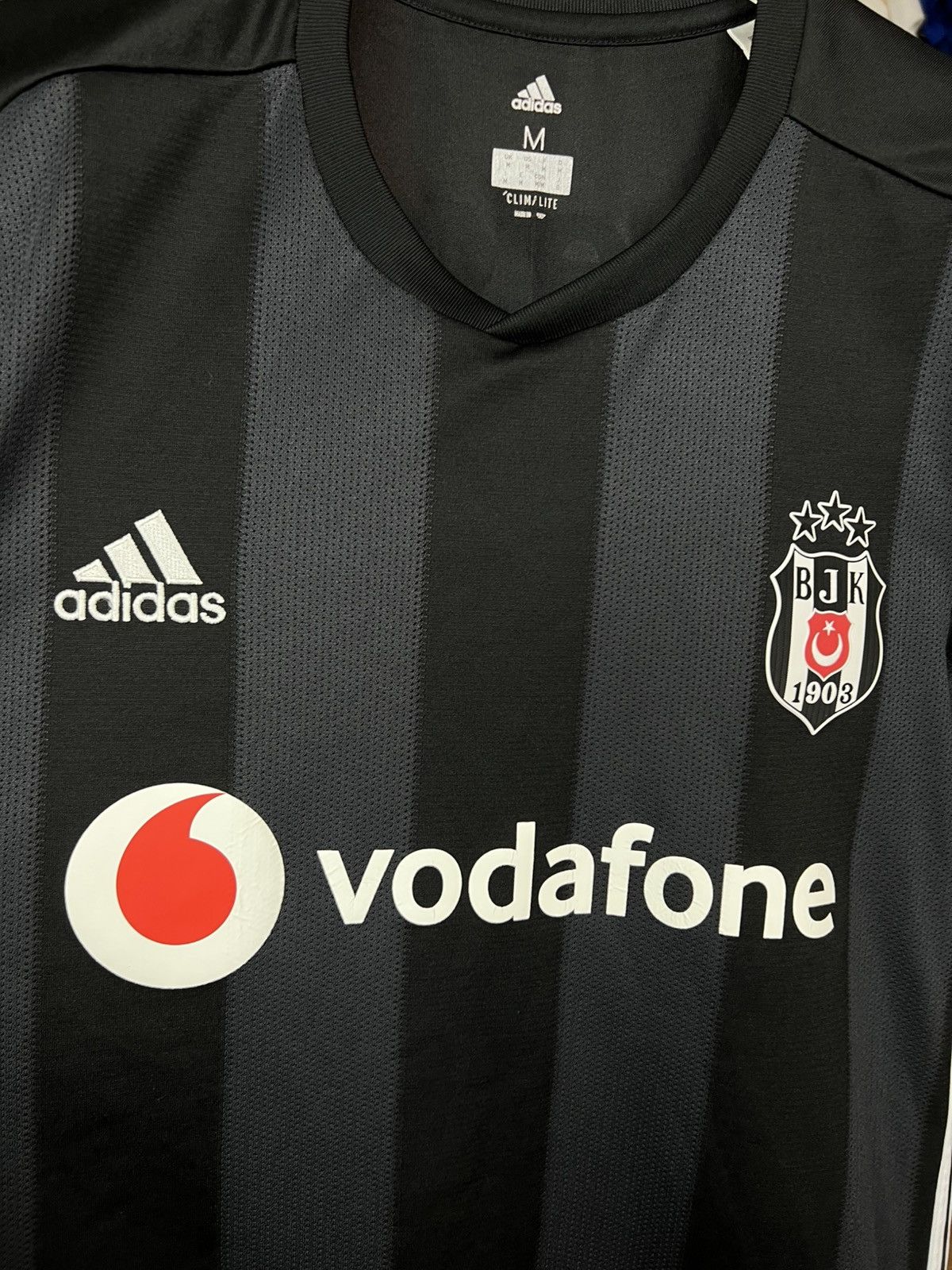 Adidas Soccer Jersey Adidas Besiktas 2018/19 Larin #95 Size US M / EU 48-50 / 2 - 4 Thumbnail