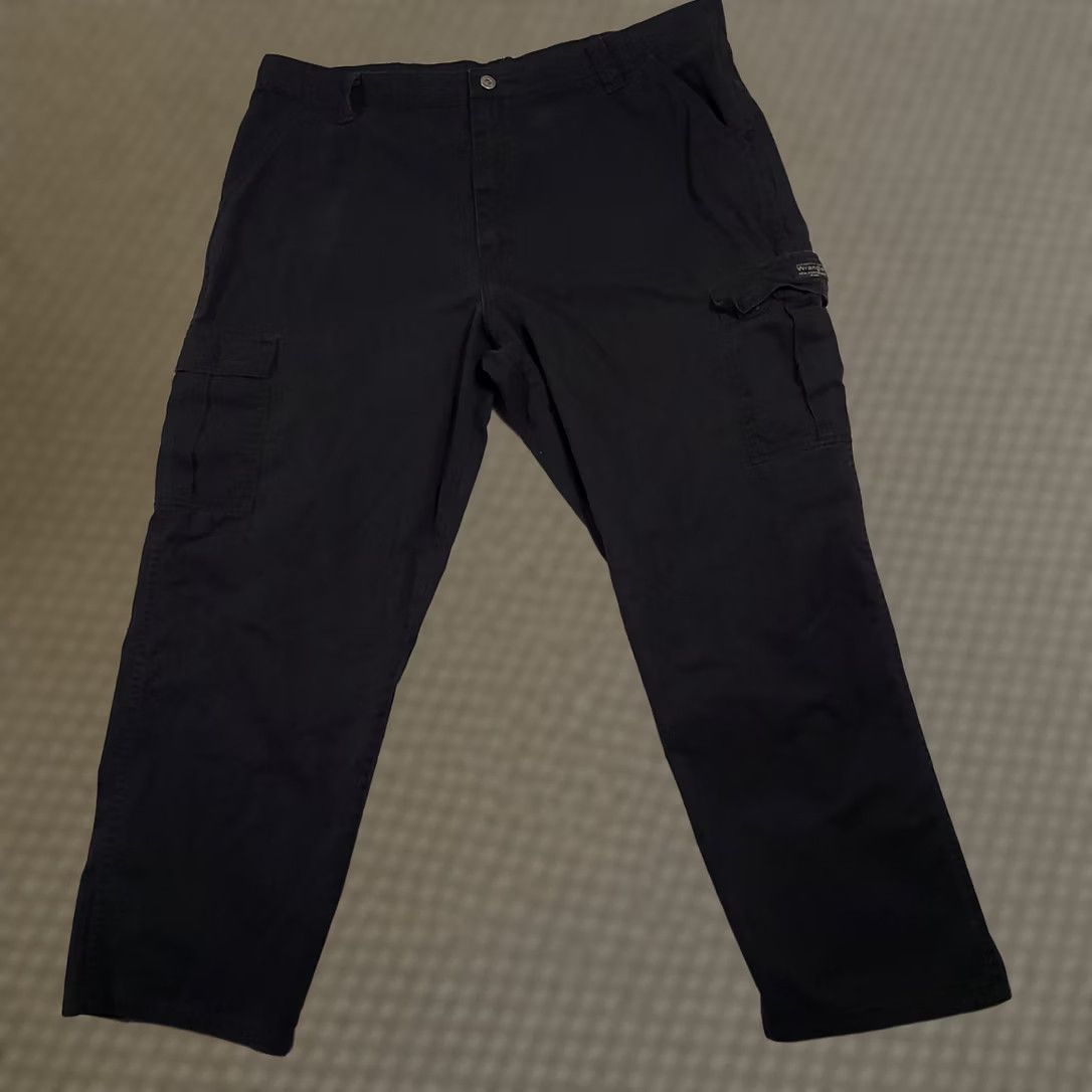 Wrangler Wrangler Regular Fit Cargo Pants Mens 40X30 Black Workwear Straight Fit Size US 40 / EU 56 - 1 Thumbnail