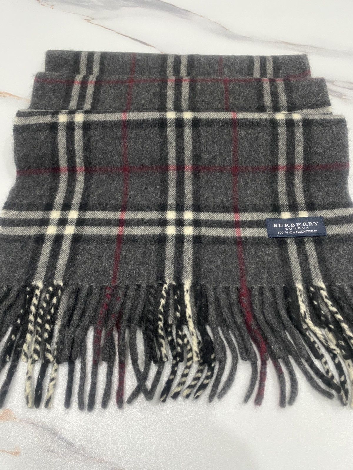 Burberry Burberry London 100% Cashmere (code:A) Size ONE SIZE - 1 Thumbnail