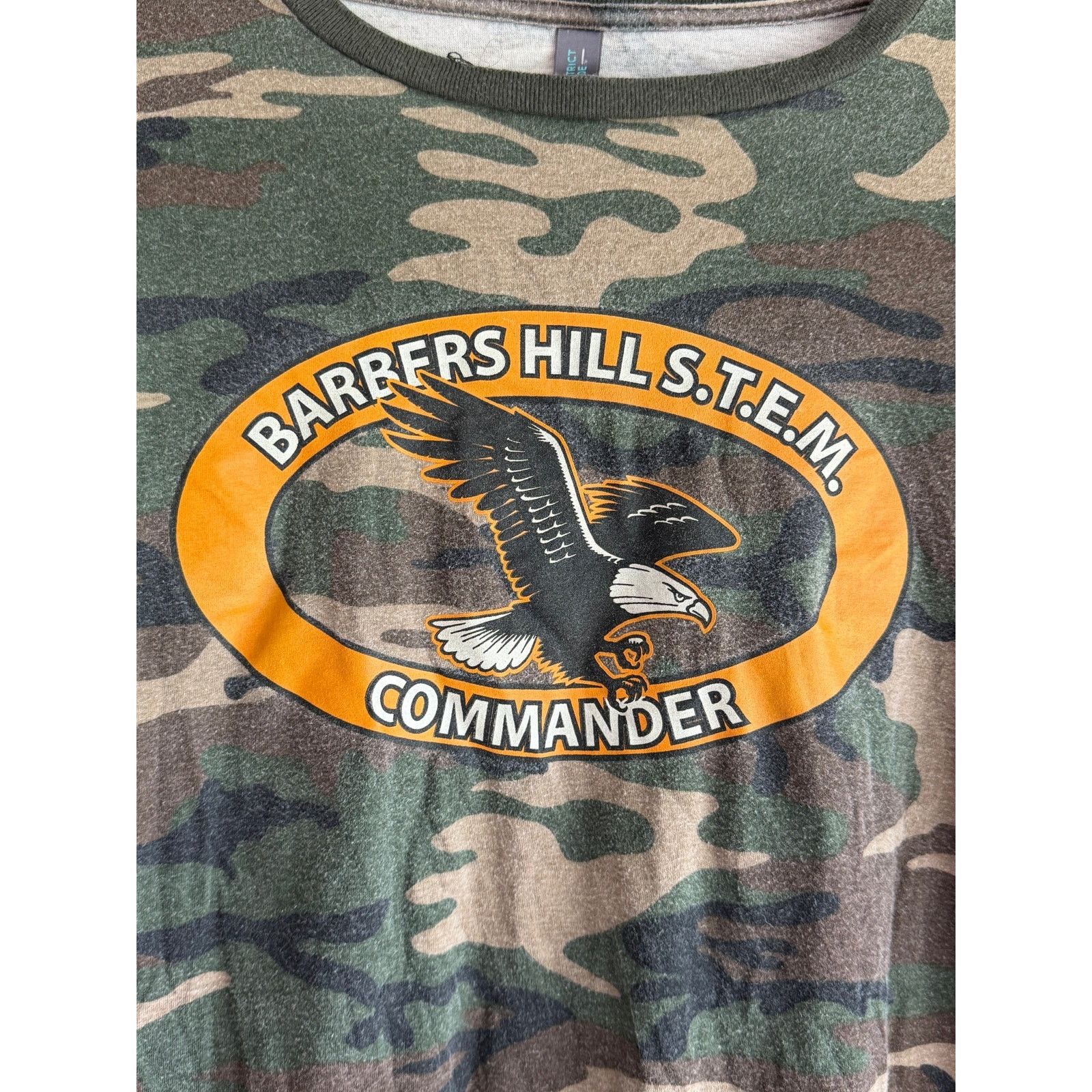 Vintage Barrers Hill STEM Commander Camo Graphic Tee M Size US M / EU 48-50 / 2 - 2 Thumbnail