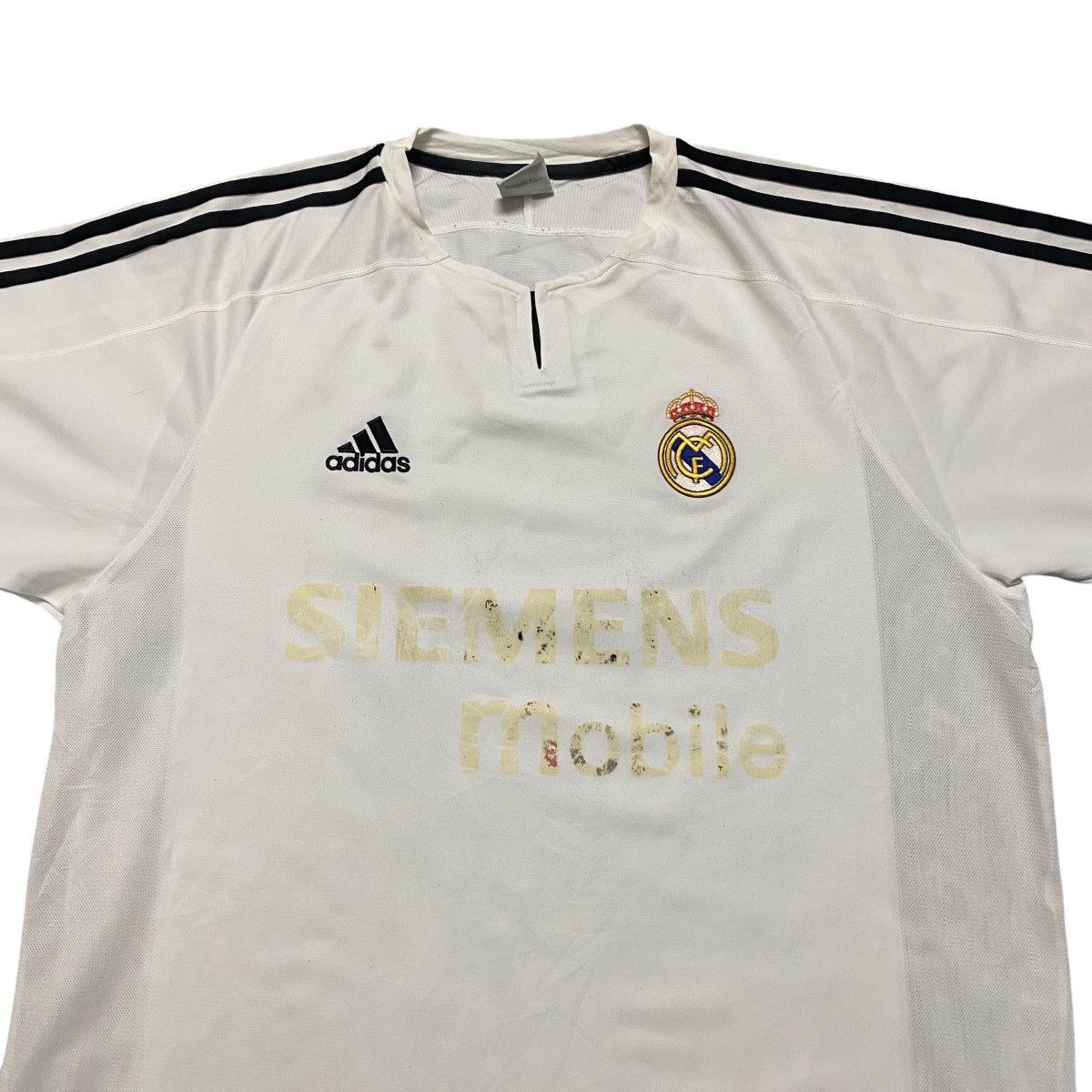 Vintage Vintage Real Madrid Jersey 2003 Home Size US L / EU 52-54 / 3 - 3 Thumbnail