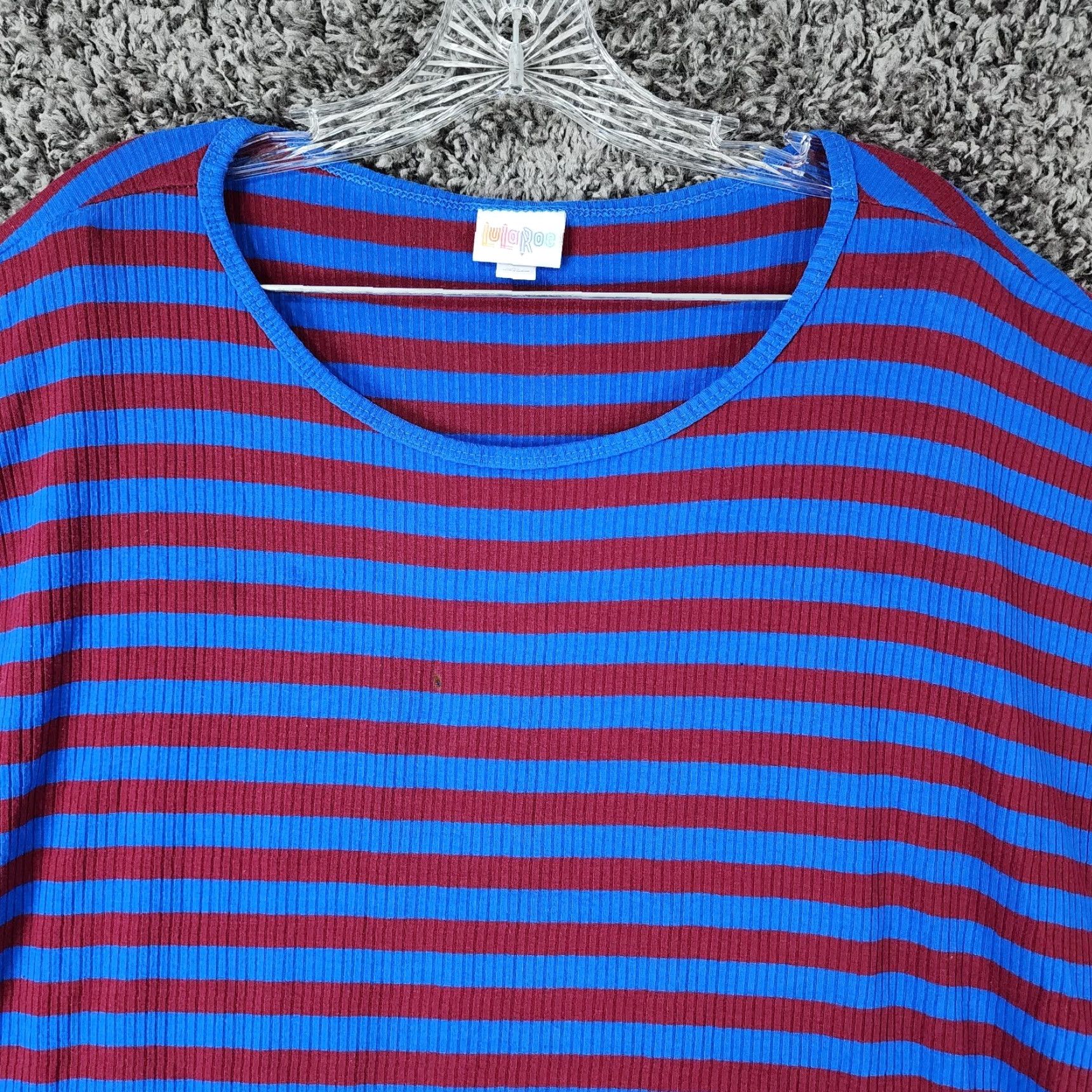 Vintage VINTAGE LuLaRoe Women’s Blouse Shirt Short Sleeve Round Neck Striped Blue Red Size L - Women’s Top Size L / US 10 / IT 46 - 3 Thumbnail