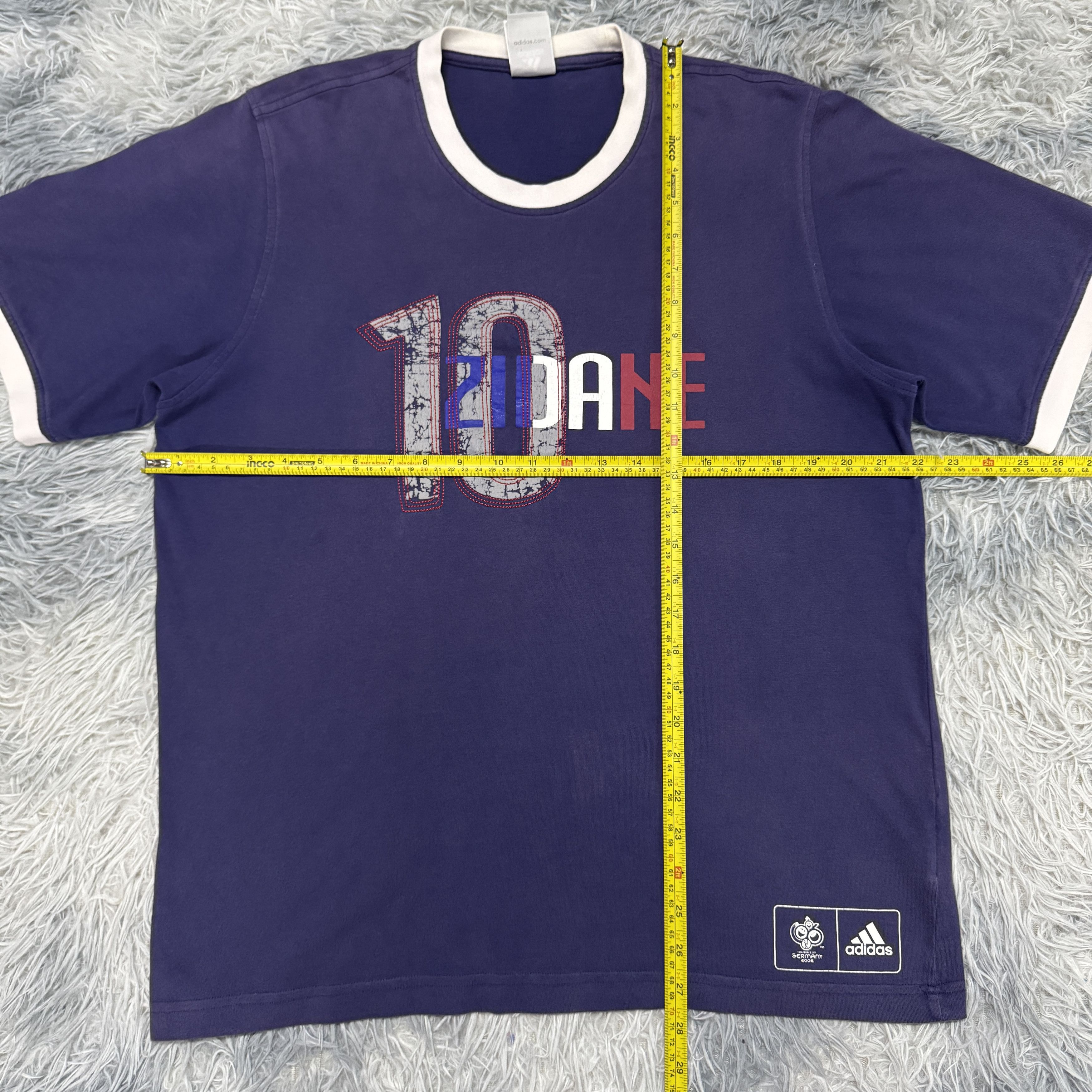 Vintage Vintage 00s Adidas Zidane 10 France Legend World Cup Tshirt Size US L / EU 52-54 / 3 - 7 Thumbnail