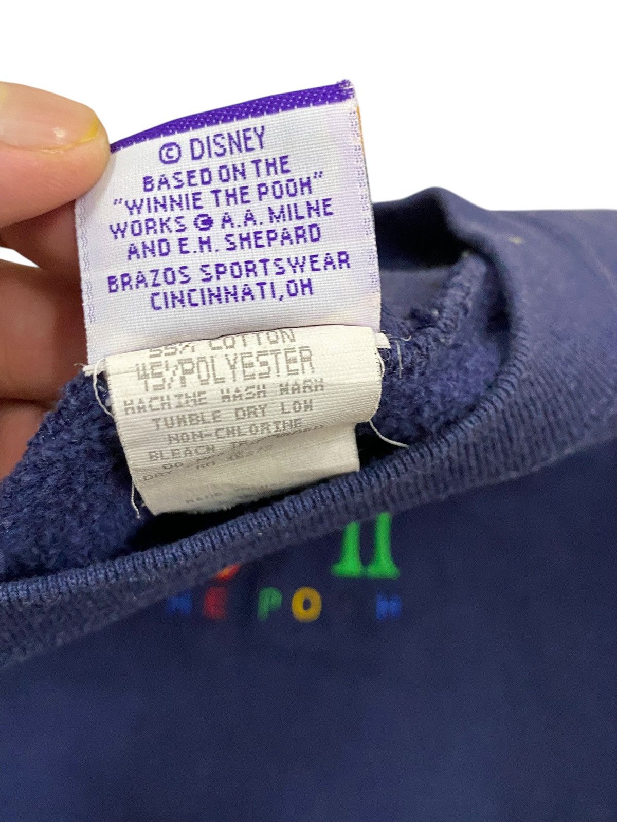 Cartoon Network Vintage Disney Winnie the Pooh Sweatshirt - Navy Blue Size US L / EU 52-54 / 3 - 9 Thumbnail