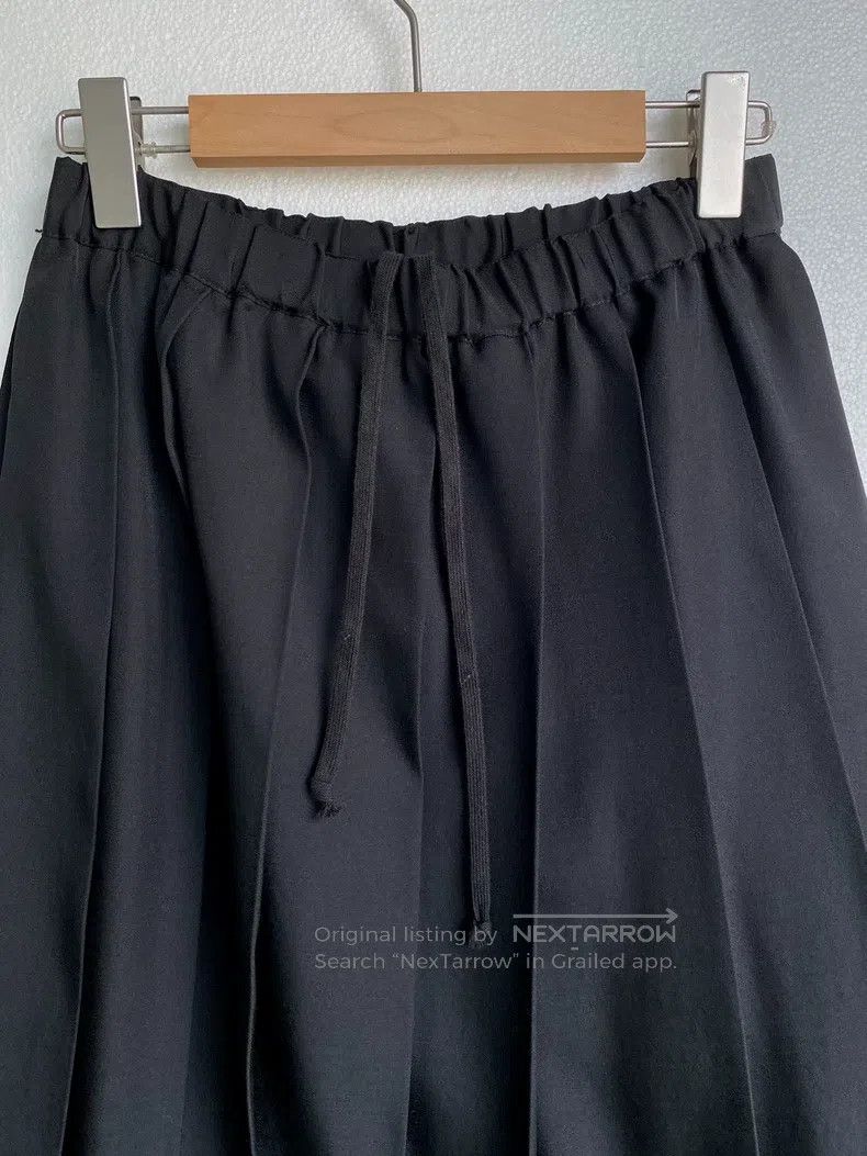 Comme des Garcons Comme Des Garcons size S Heavy silk and wool blended petal Size 23" - 3 Thumbnail
